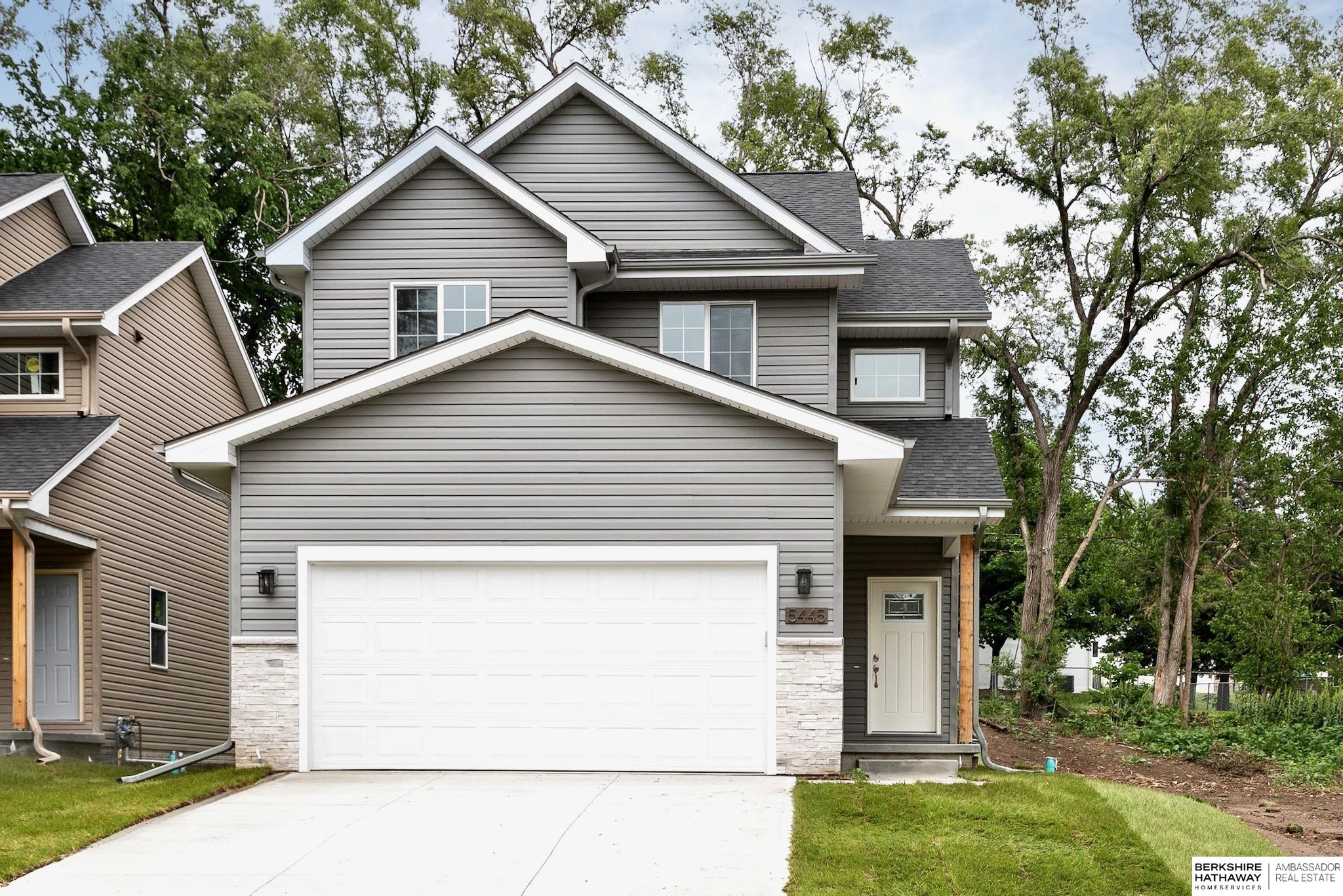 Omaha, Nebraska 68117, United States, 4 Bedrooms Bedrooms, ,3 BathroomsBathrooms,Residential,Active,159413