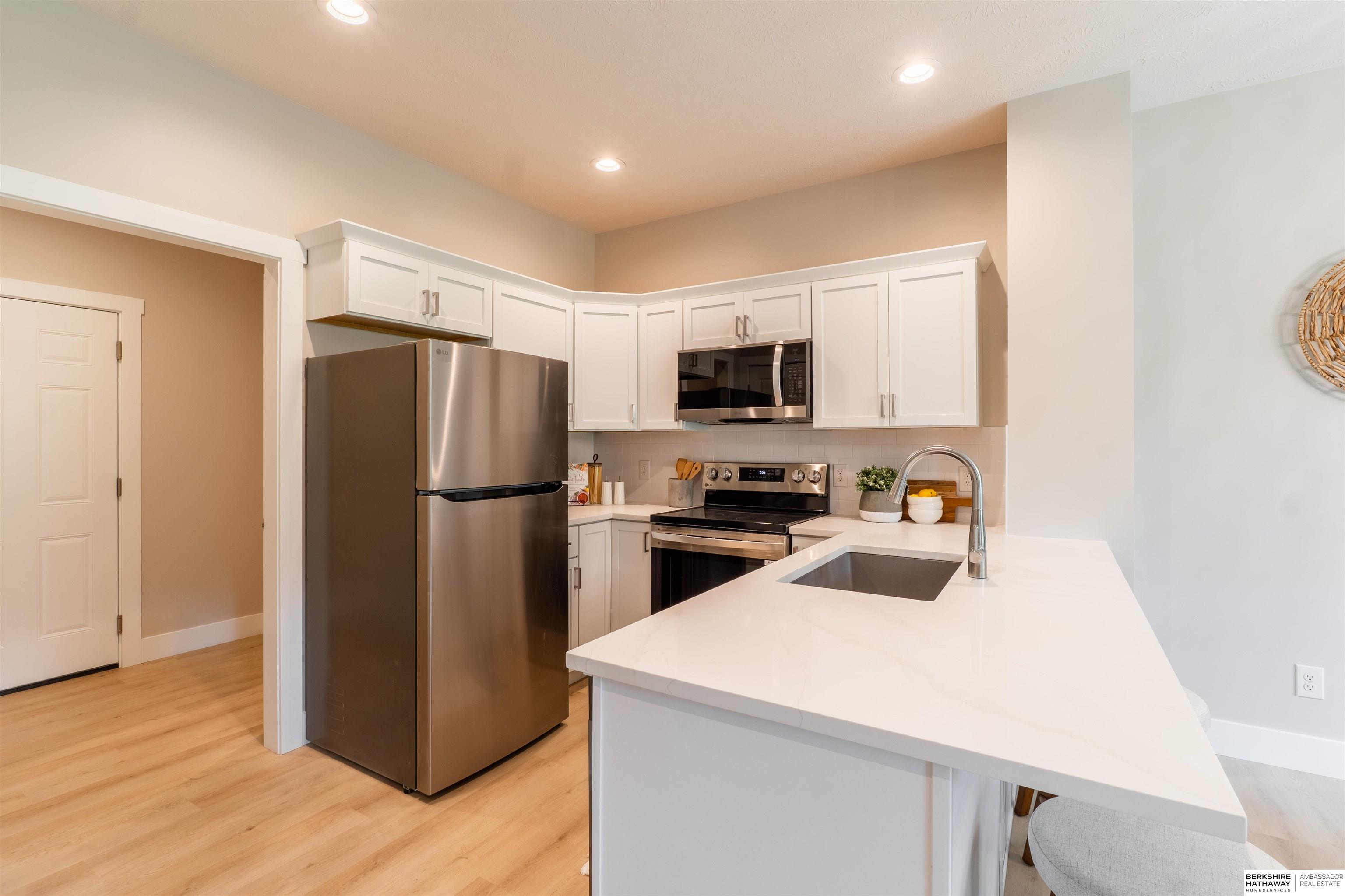 Omaha, Nebraska 68117, United States, 4 Bedrooms Bedrooms, ,3 BathroomsBathrooms,Residential,Active,159413