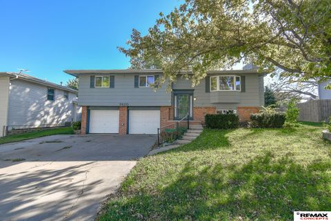 Photo of 5620 10 Street, Lincoln, NE 68521 (MLS # 22530273)