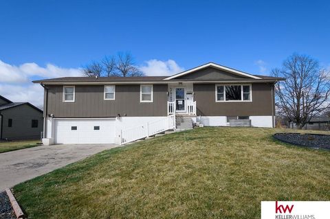 Photo of 1029 Highland Drive, Superior, NE 68978 (MLS # 22606005)