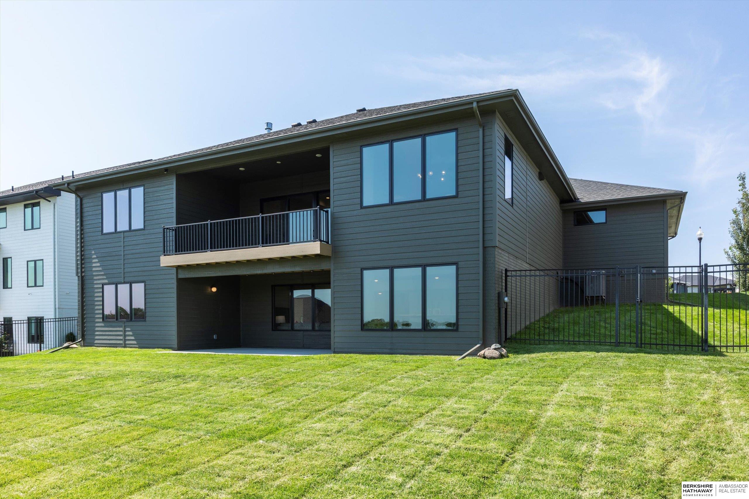 Gretna, Nebraska 68028, United States, 4 Bedrooms Bedrooms, ,3 BathroomsBathrooms,Residential,Active,178391