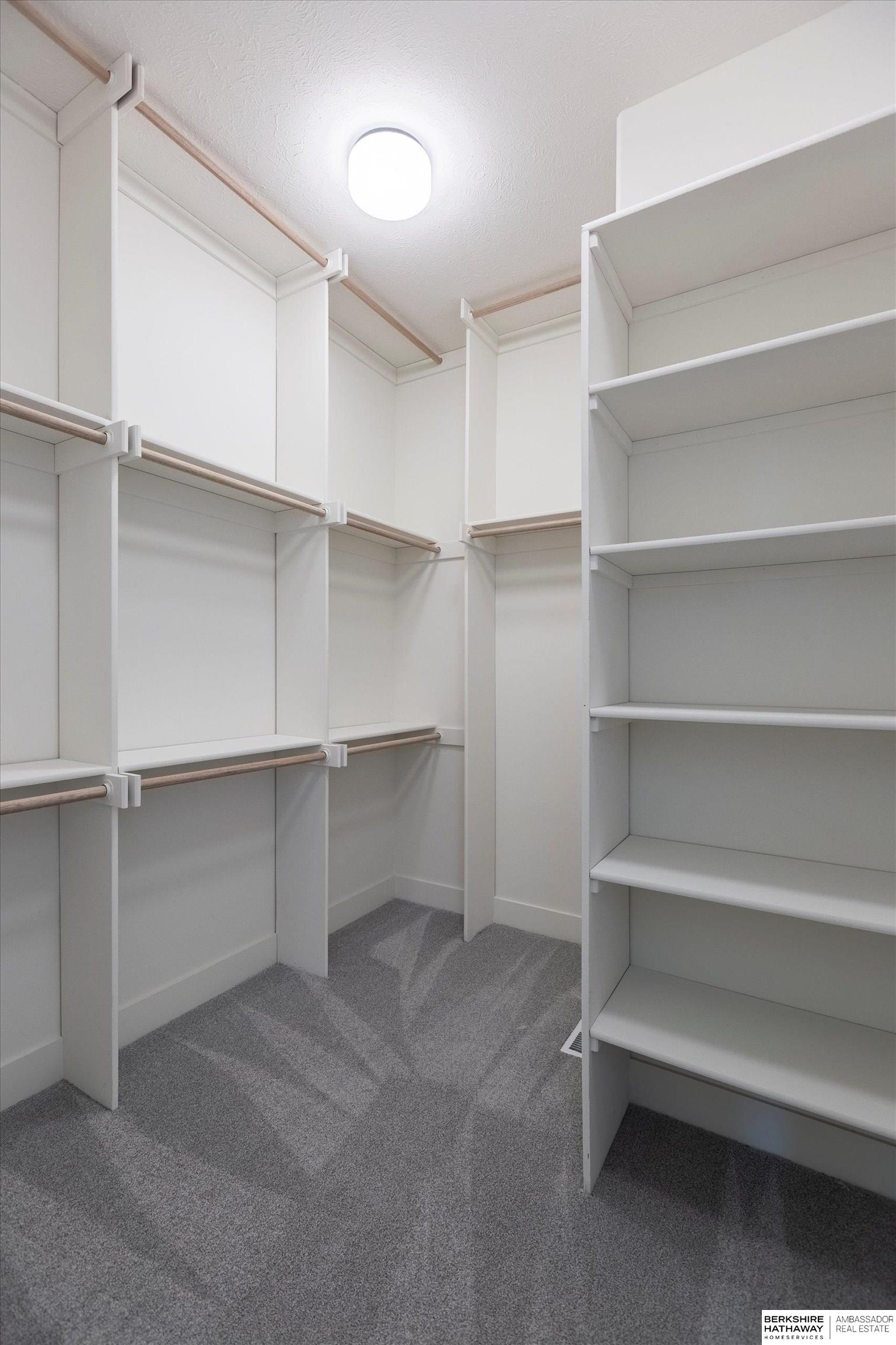 Gretna, Nebraska 68028, United States, 4 Bedrooms Bedrooms, ,3 BathroomsBathrooms,Residential,Active,178391