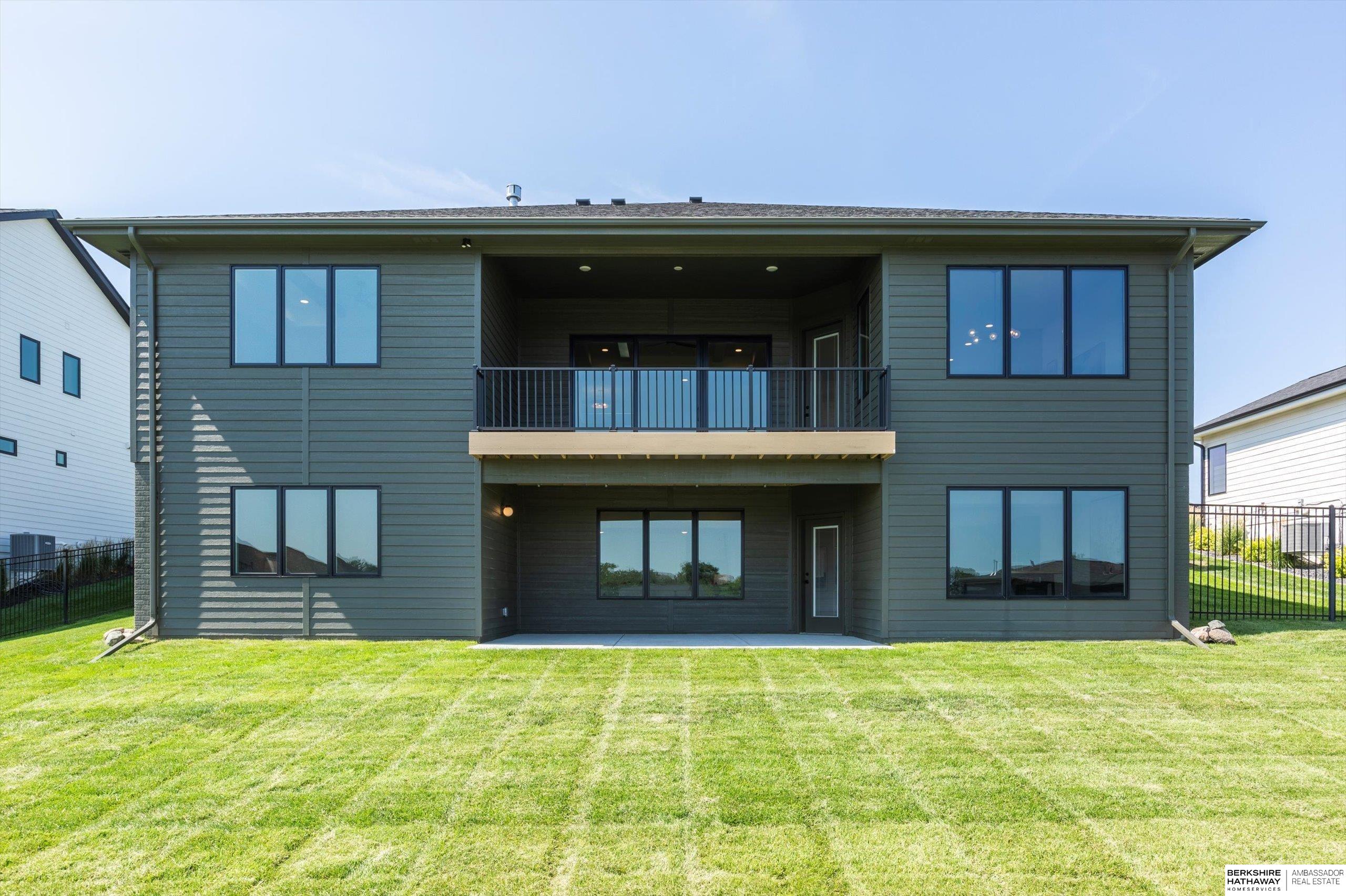 Gretna, Nebraska 68028, United States, 4 Bedrooms Bedrooms, ,3 BathroomsBathrooms,Residential,Active,178391