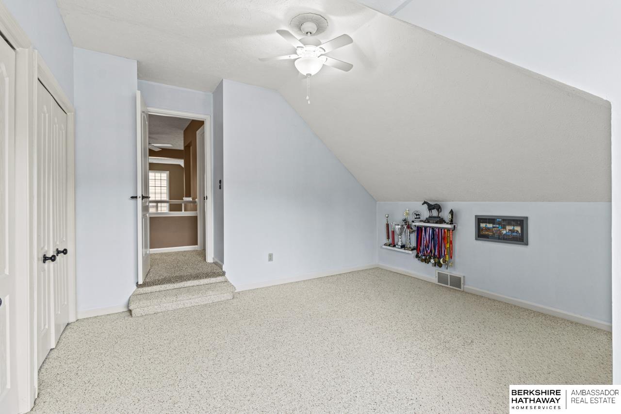 Omaha, Nebraska 68118, United States, 5 Bedrooms Bedrooms, ,3 BathroomsBathrooms,Residential,Pending,208498