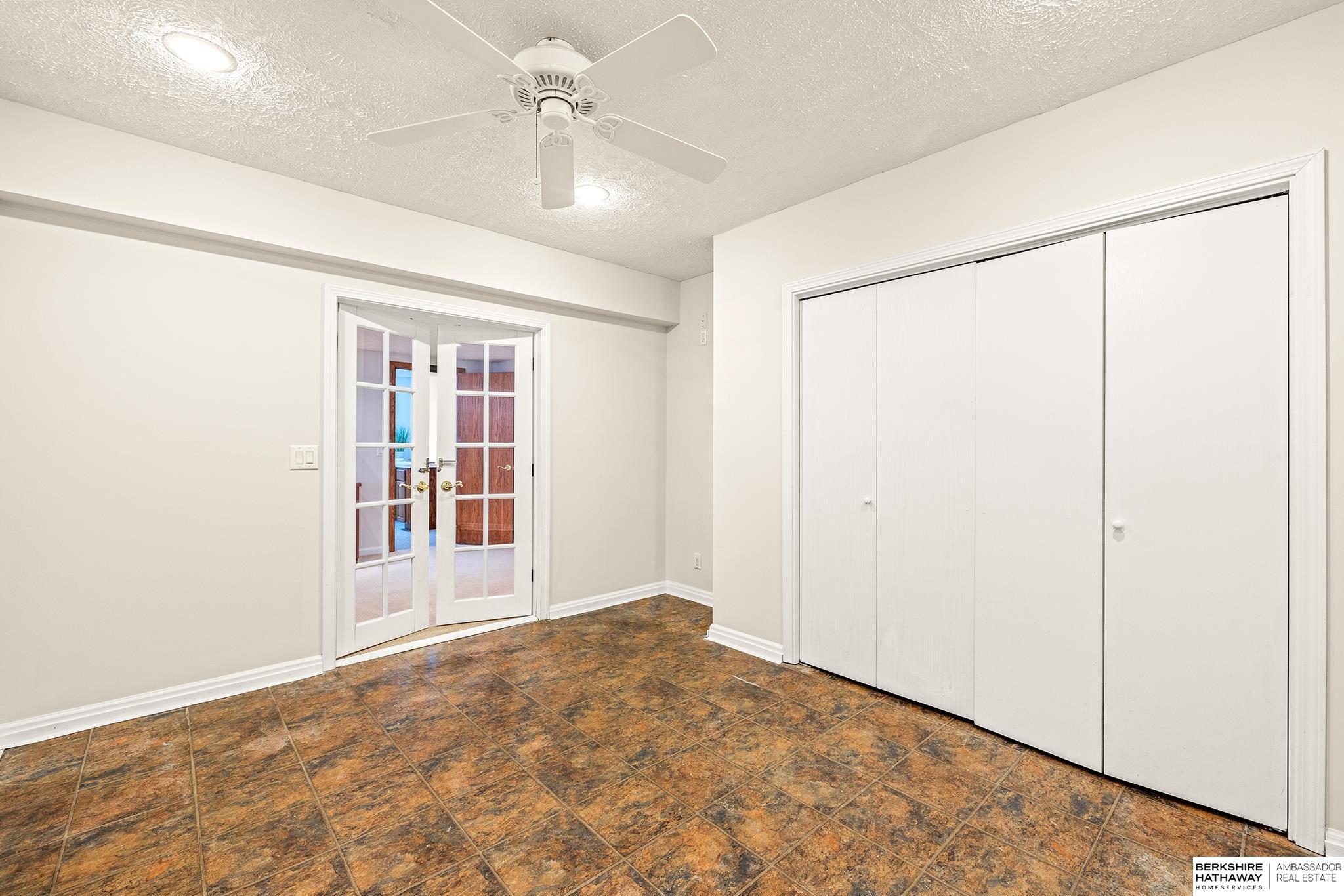 Omaha, Nebraska 68130, United States, 3 Bedrooms Bedrooms, ,3 BathroomsBathrooms,Residential,Active,242137