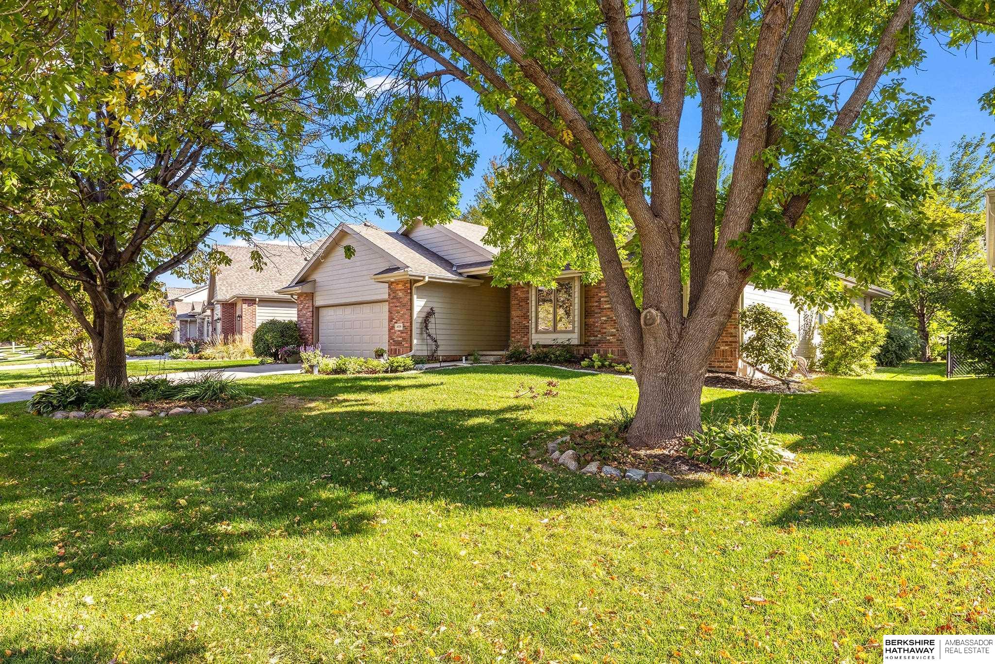 Omaha, Nebraska 68130, United States, 3 Bedrooms Bedrooms, ,3 BathroomsBathrooms,Residential,Active,242137