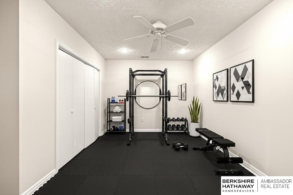 Omaha, Nebraska 68130, United States, 3 Bedrooms Bedrooms, ,3 BathroomsBathrooms,Residential,Active,242137