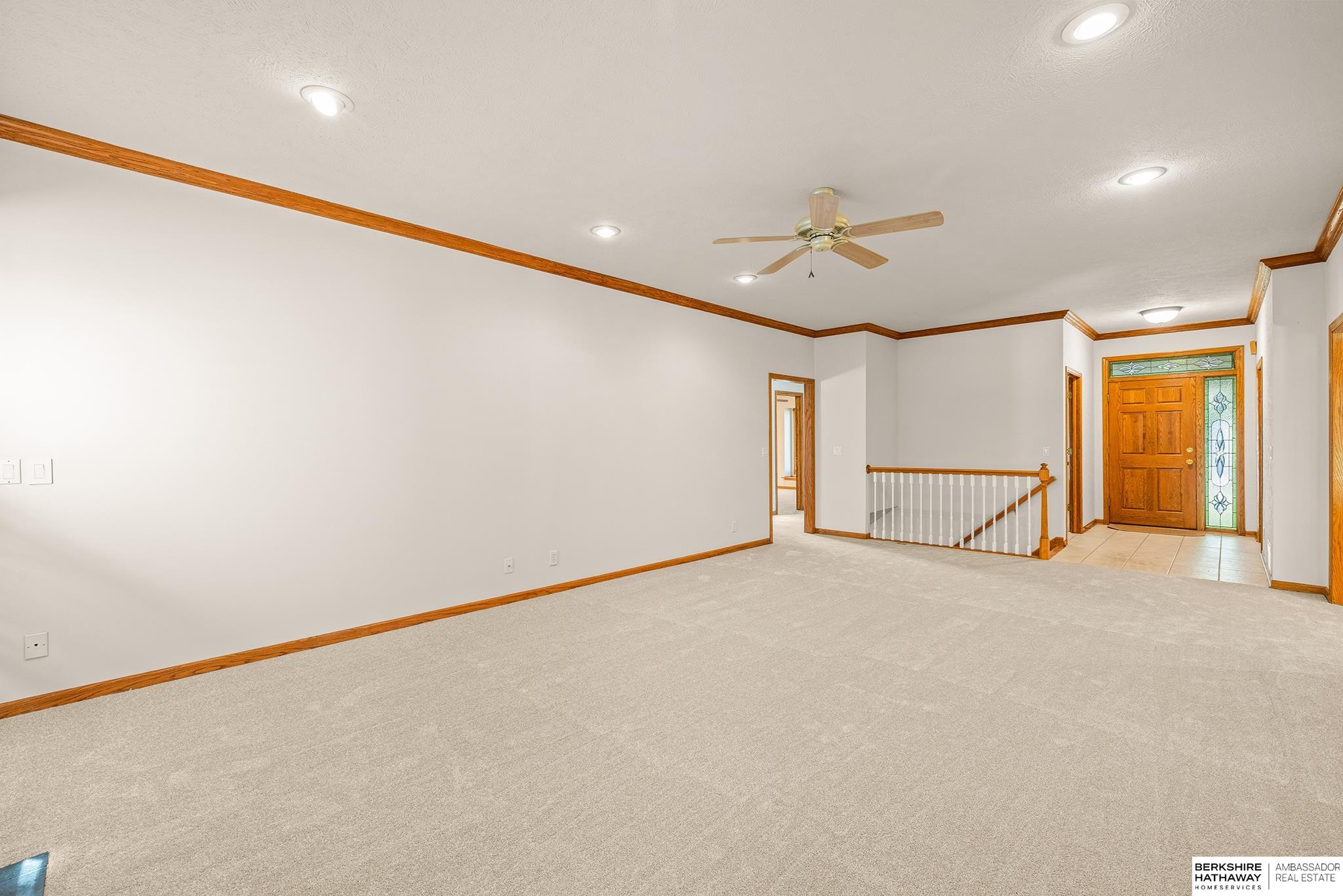 Omaha, Nebraska 68130, United States, 3 Bedrooms Bedrooms, ,3 BathroomsBathrooms,Residential,Active,242137