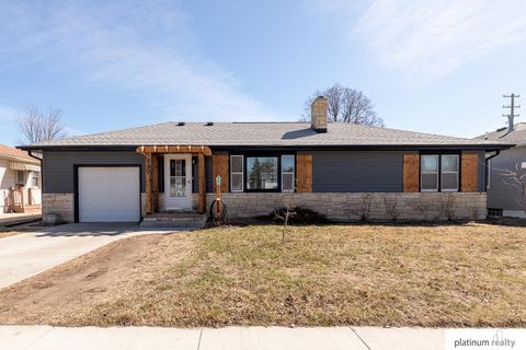 Photo of 830 N Grant Street, Fremont, NE 68025 (MLS # 22606996)