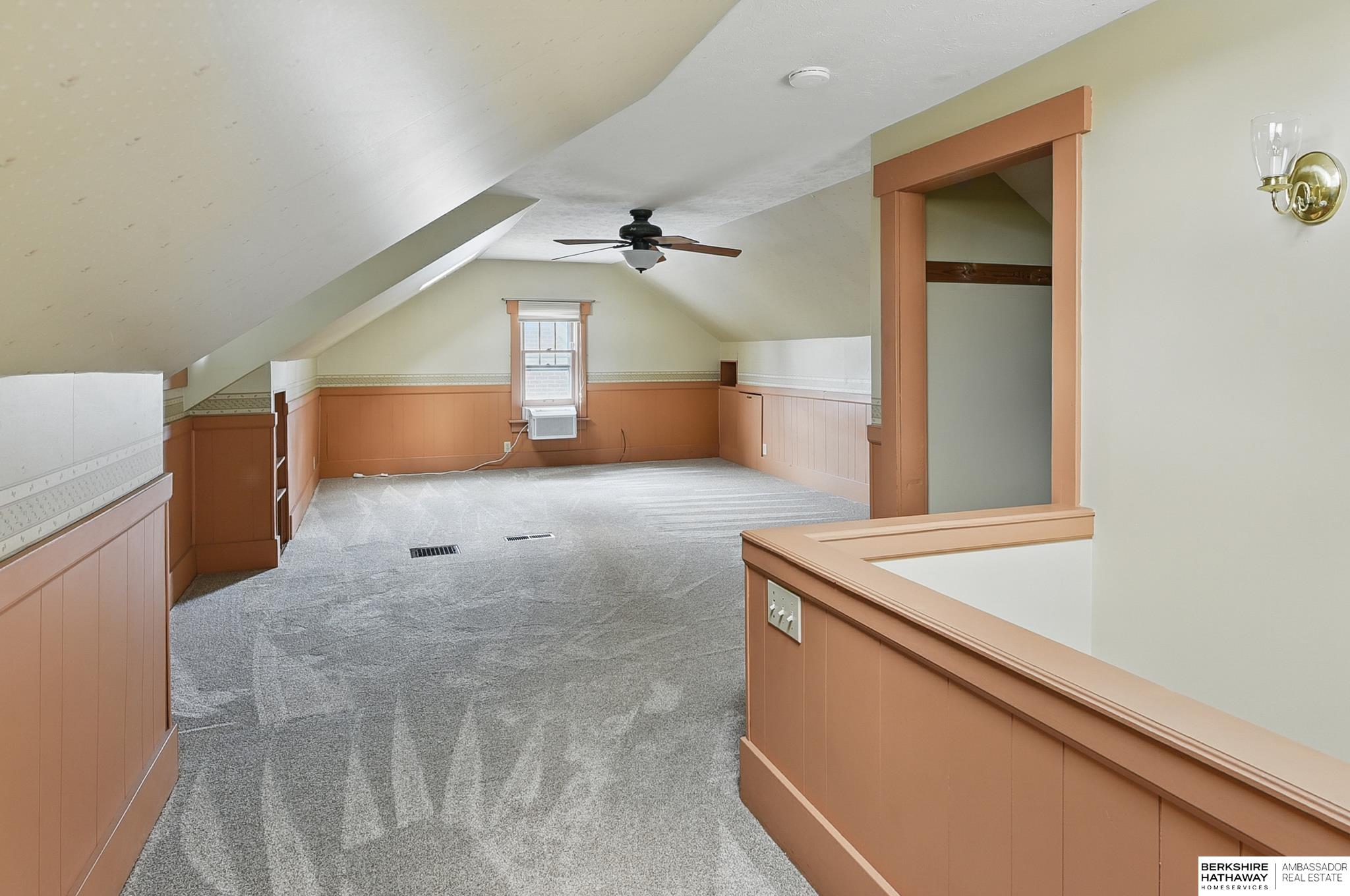 Omaha, Nebraska 68106, United States, 3 Bedrooms Bedrooms, ,2 BathroomsBathrooms,Residential,Pending,150169