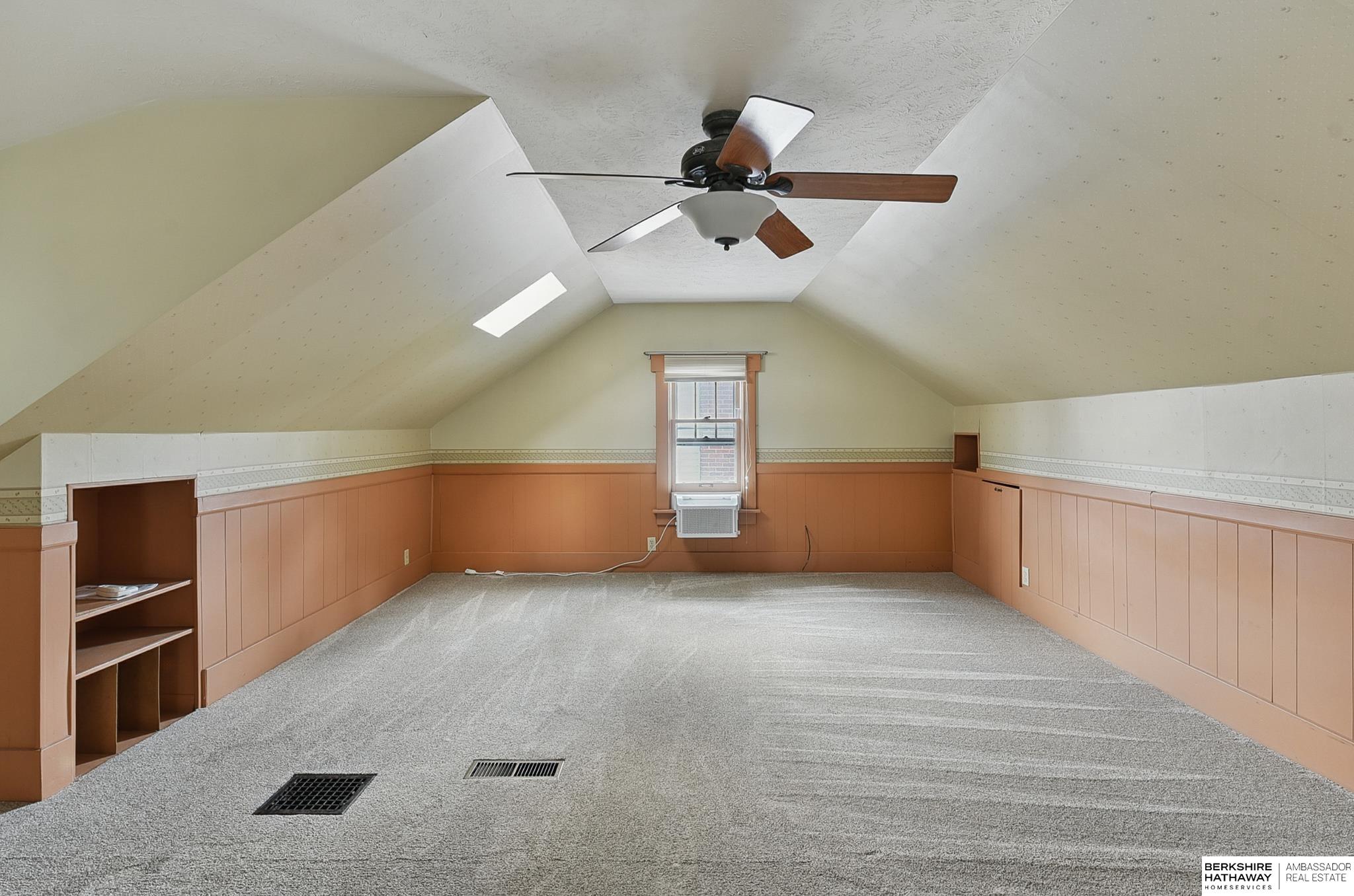 Omaha, Nebraska 68106, United States, 3 Bedrooms Bedrooms, ,2 BathroomsBathrooms,Residential,Pending,150169