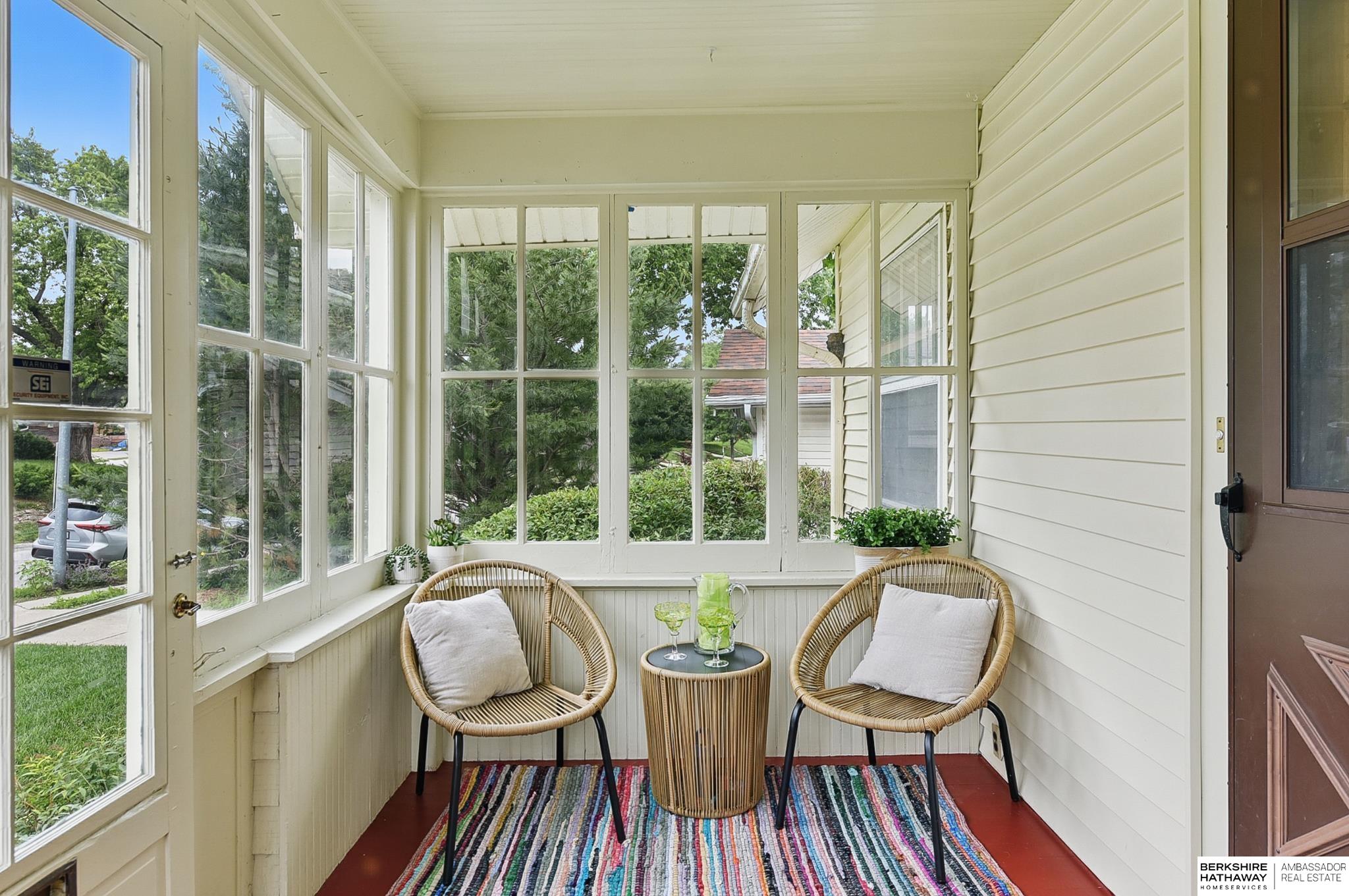 Omaha, Nebraska 68106, United States, 3 Bedrooms Bedrooms, ,2 BathroomsBathrooms,Residential,Pending,150169