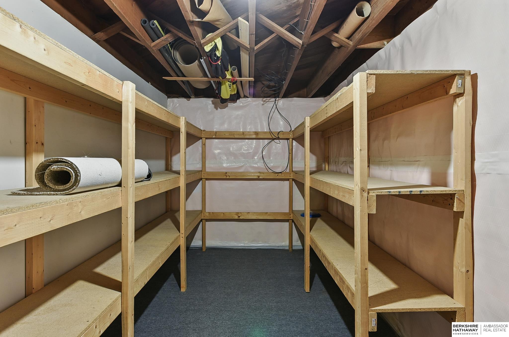 Omaha, Nebraska 68106, United States, 3 Bedrooms Bedrooms, ,2 BathroomsBathrooms,Residential,Pending,150169