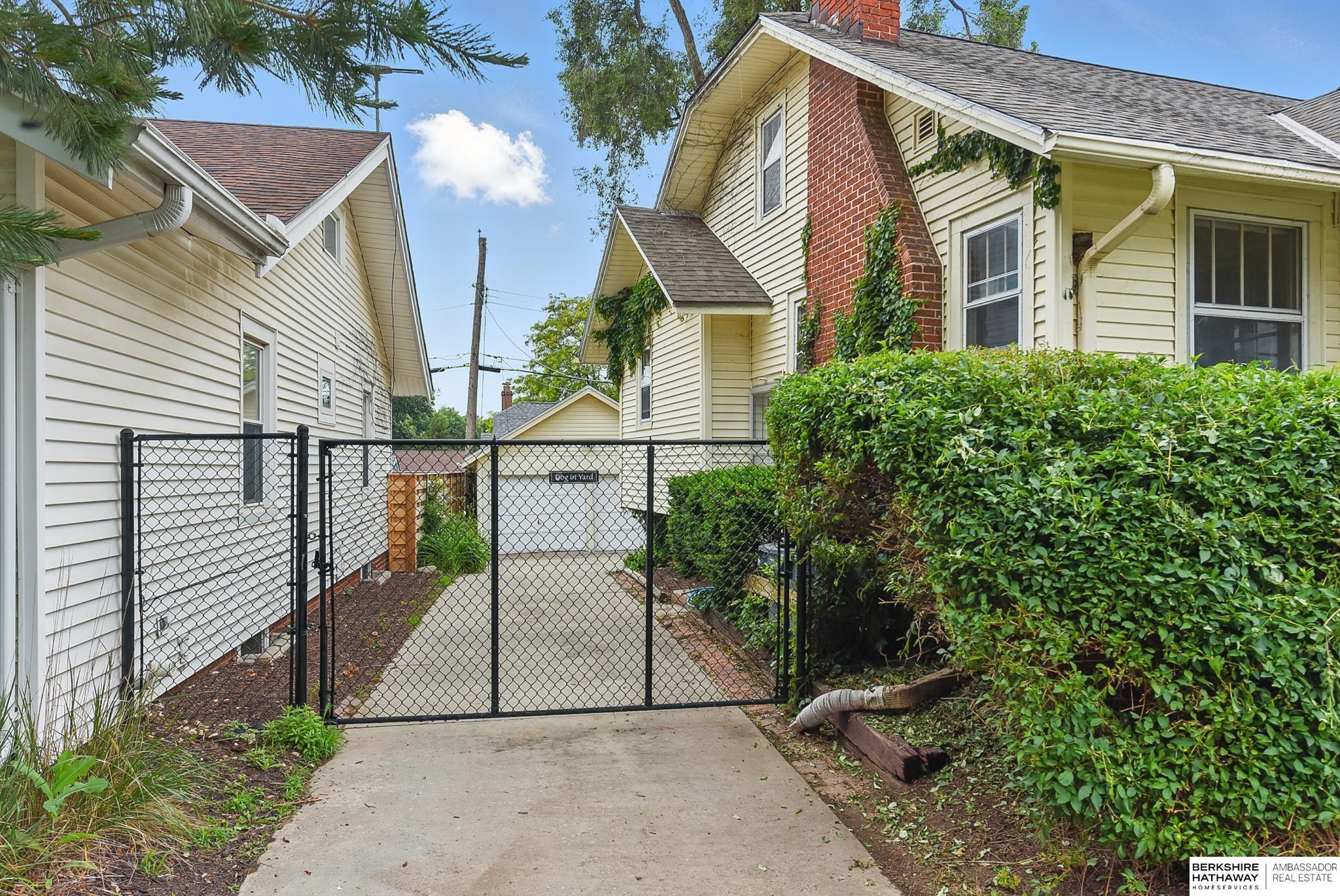 Omaha, Nebraska 68106, United States, 3 Bedrooms Bedrooms, ,2 BathroomsBathrooms,Residential,Pending,150169