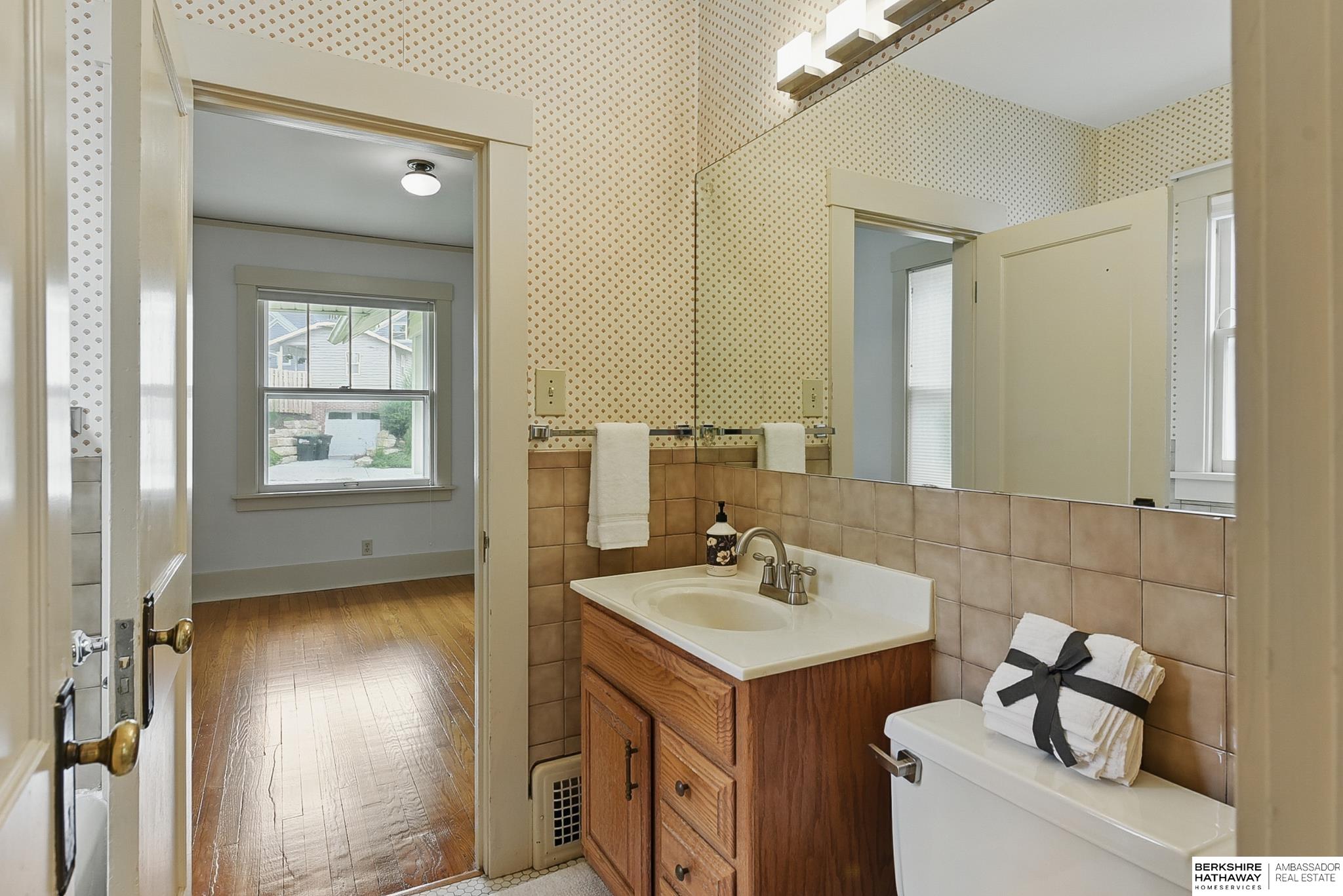 Omaha, Nebraska 68106, United States, 3 Bedrooms Bedrooms, ,2 BathroomsBathrooms,Residential,Pending,150169