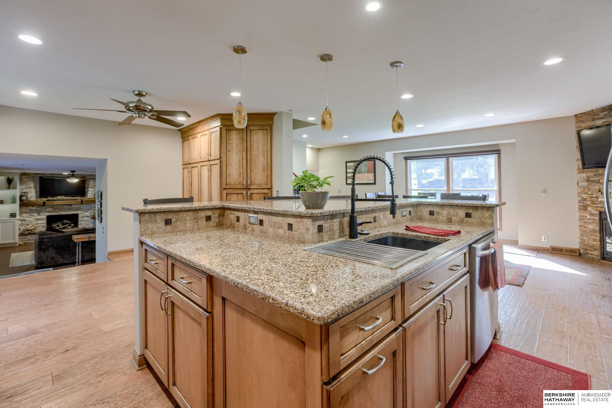 Omaha, Nebraska 68154, United States, 3 Bedrooms Bedrooms, ,2 BathroomsBathrooms,Residential,Active,193984