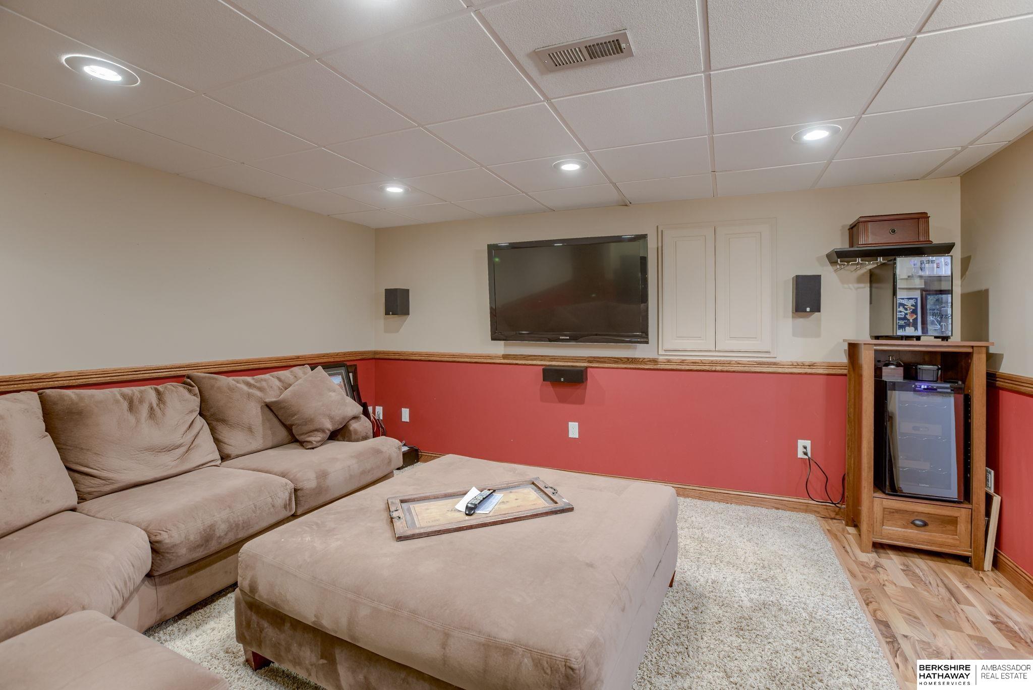 Omaha, Nebraska 68154, United States, 3 Bedrooms Bedrooms, ,2 BathroomsBathrooms,Residential,Active,193984