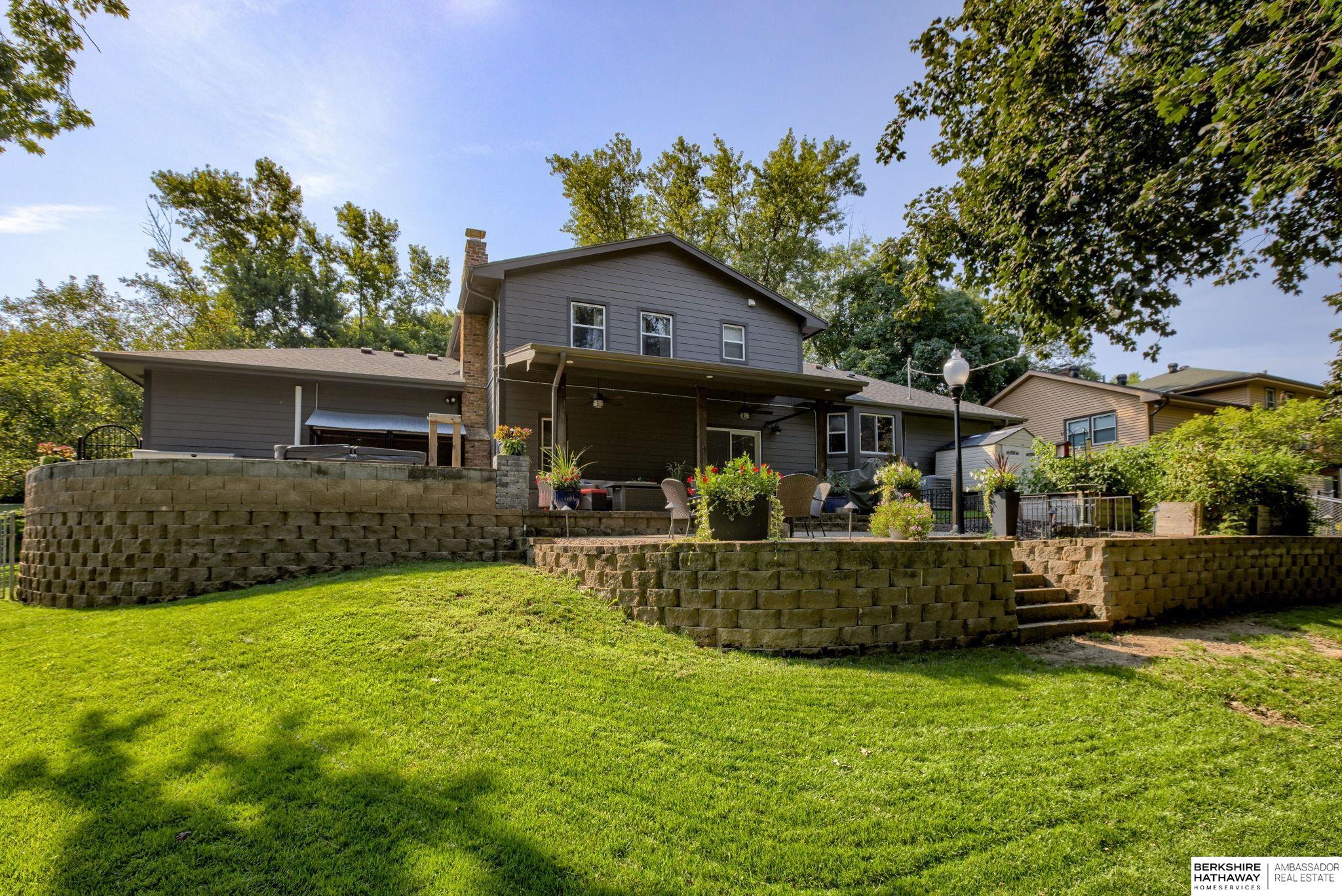 Omaha, Nebraska 68154, United States, 3 Bedrooms Bedrooms, ,2 BathroomsBathrooms,Residential,Active,193984