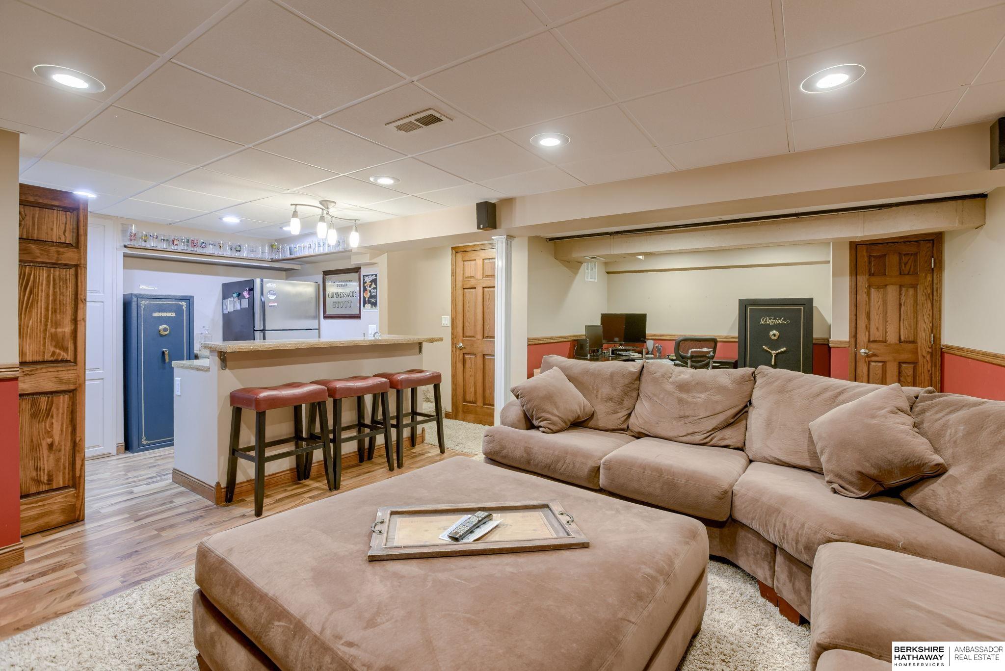 Omaha, Nebraska 68154, United States, 3 Bedrooms Bedrooms, ,2 BathroomsBathrooms,Residential,Active,193984