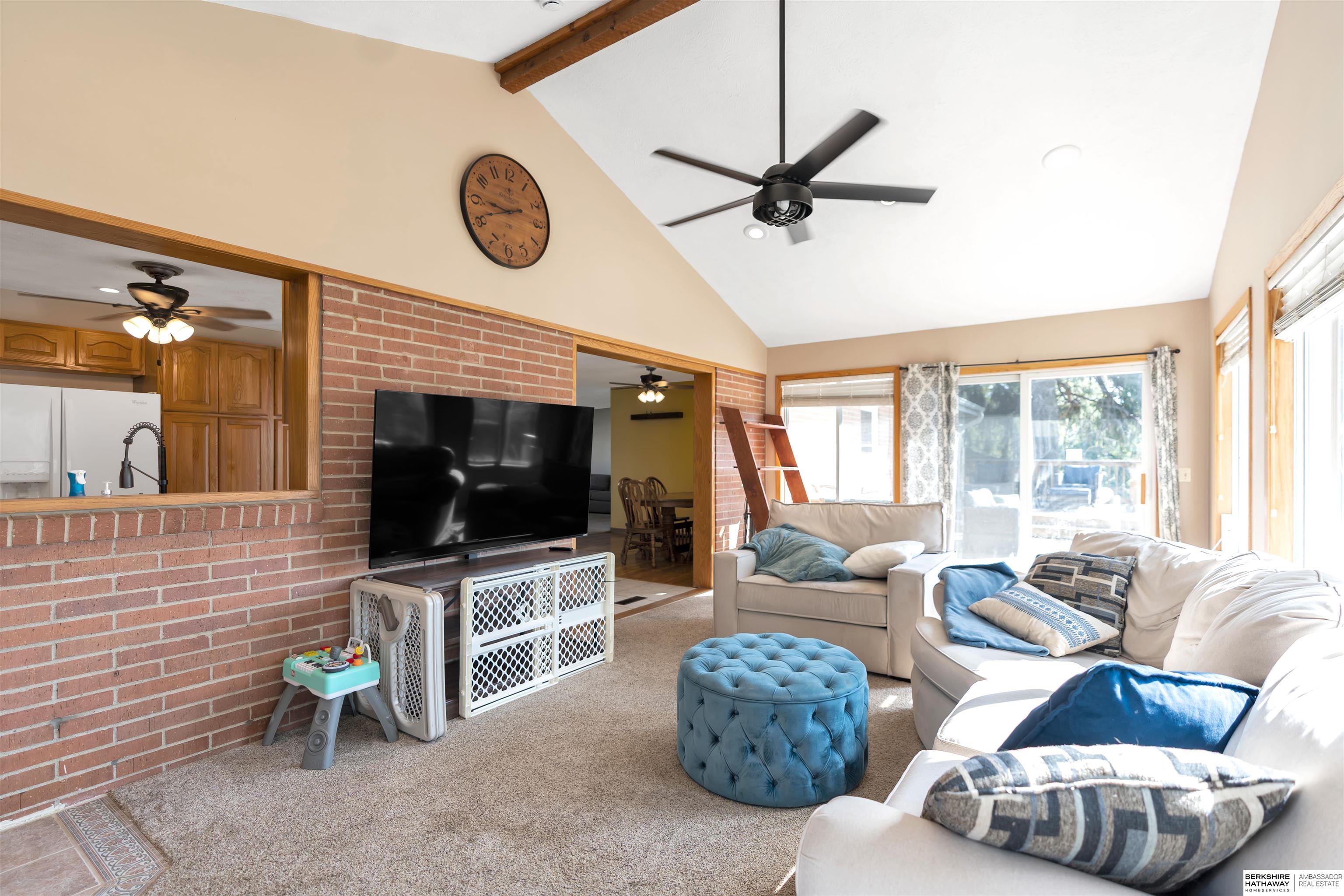 Bellevue, Nebraska 68147, United States, 3 Bedrooms Bedrooms, ,2 BathroomsBathrooms,Residential,Active,222046