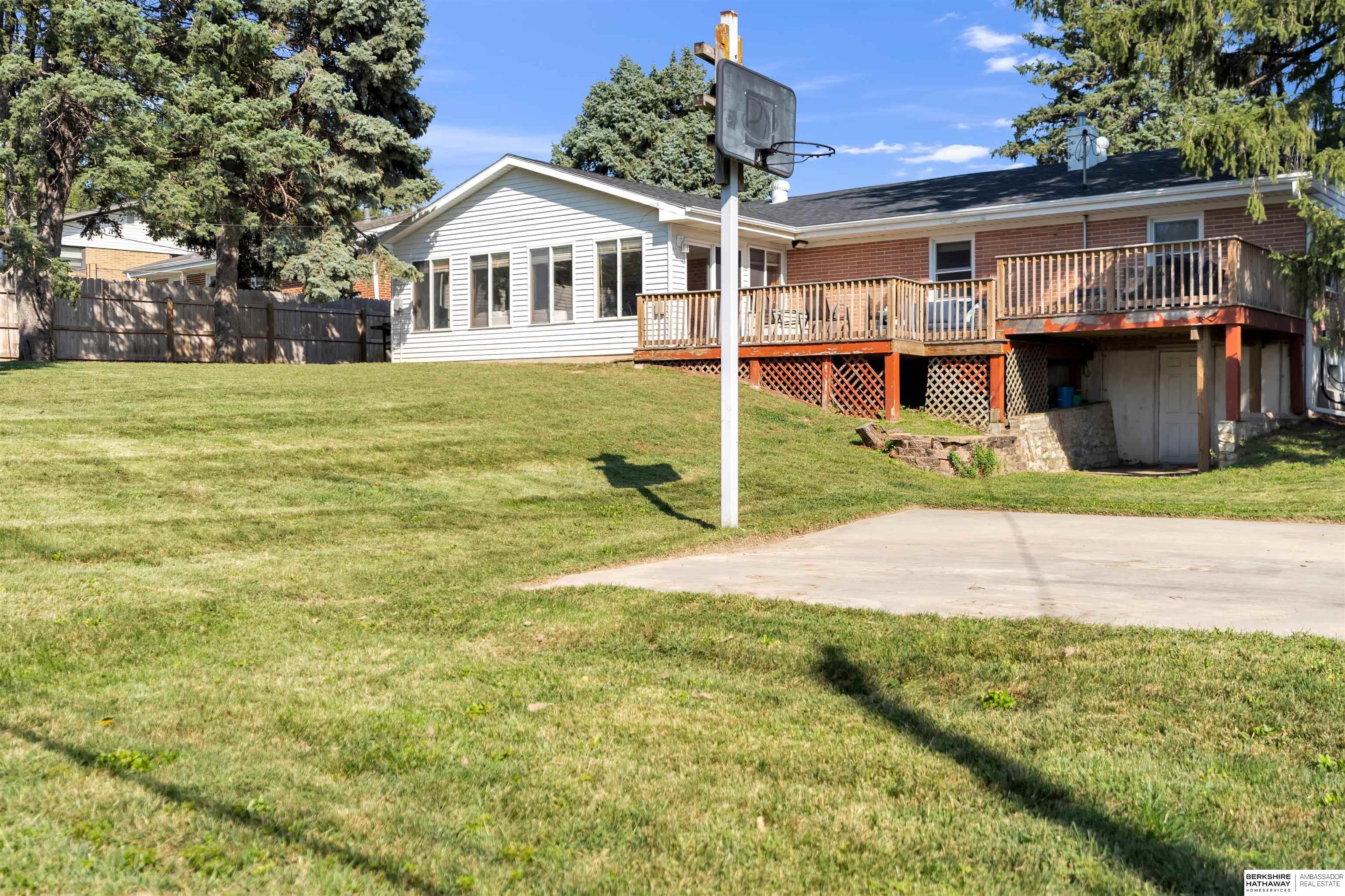 Bellevue, Nebraska 68147, United States, 3 Bedrooms Bedrooms, ,2 BathroomsBathrooms,Residential,Active,222046