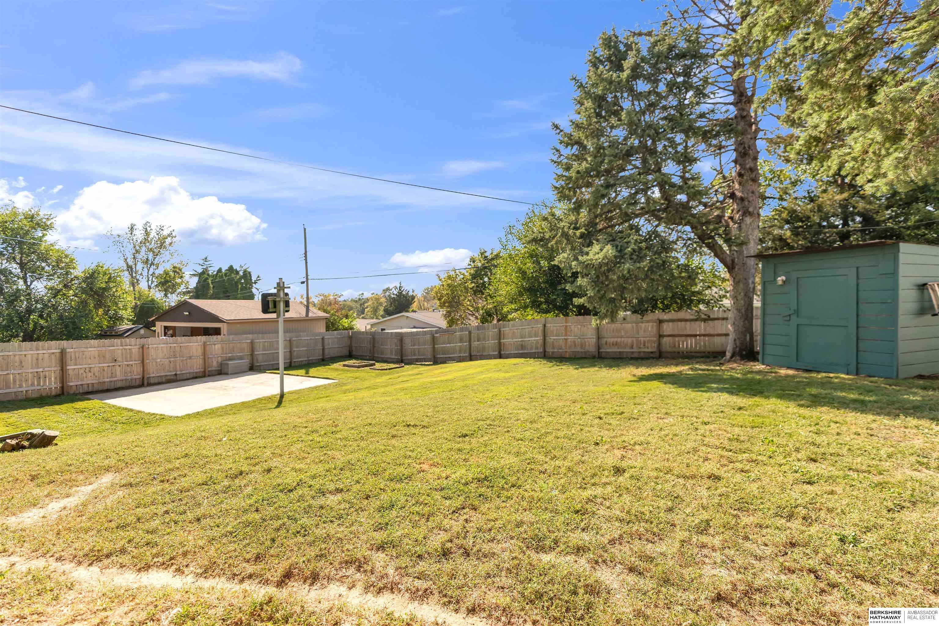 Bellevue, Nebraska 68147, United States, 3 Bedrooms Bedrooms, ,2 BathroomsBathrooms,Residential,Active,222046