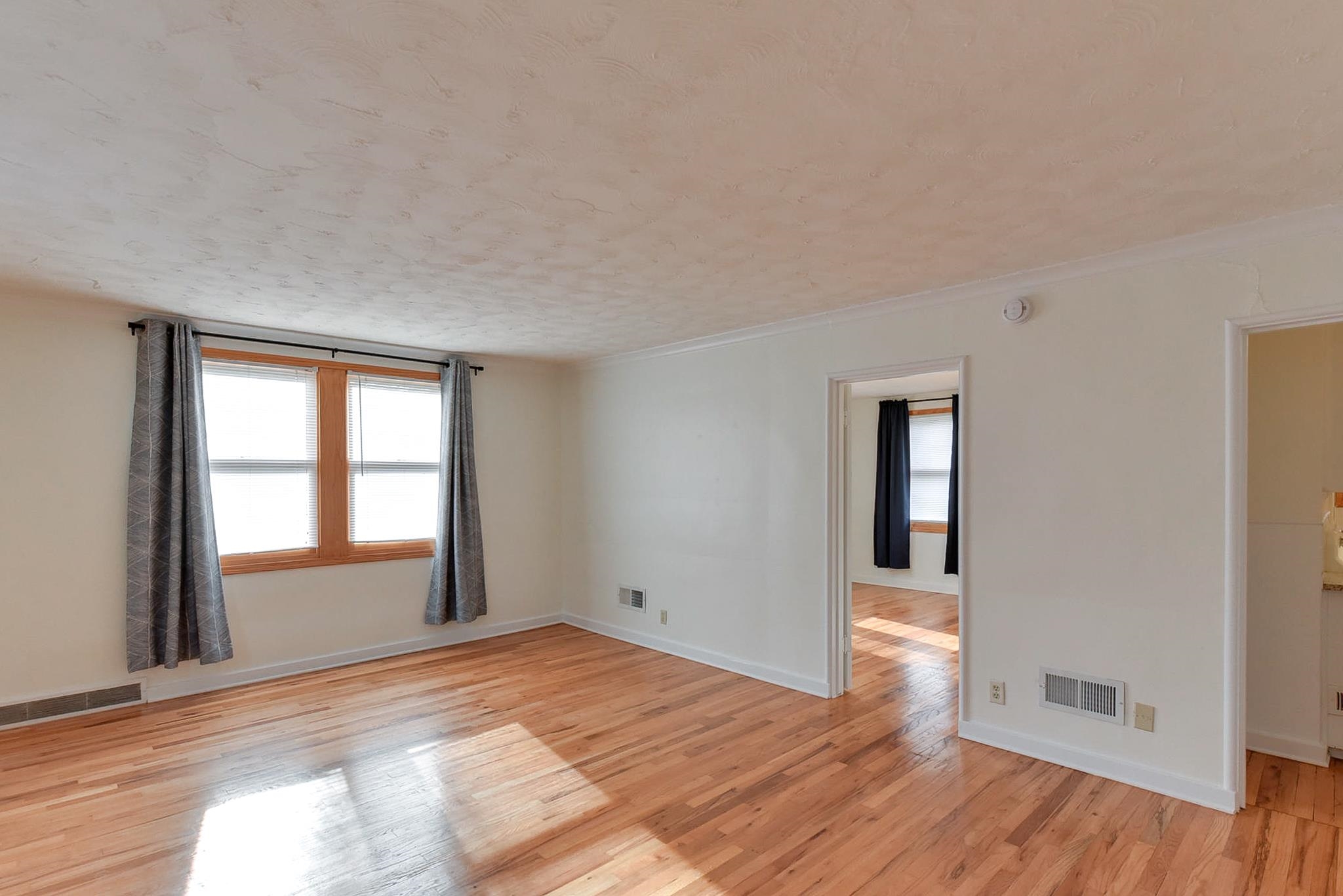 Omaha, Nebraska 68132, United States, 7 Bedrooms Bedrooms, ,1 BathroomBathrooms,Residential,Active,174880