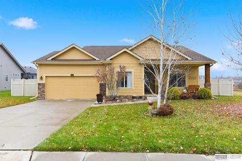 Photo of 17208 Grand Avenue, Omaha, NE 68116 (MLS # 22534238)