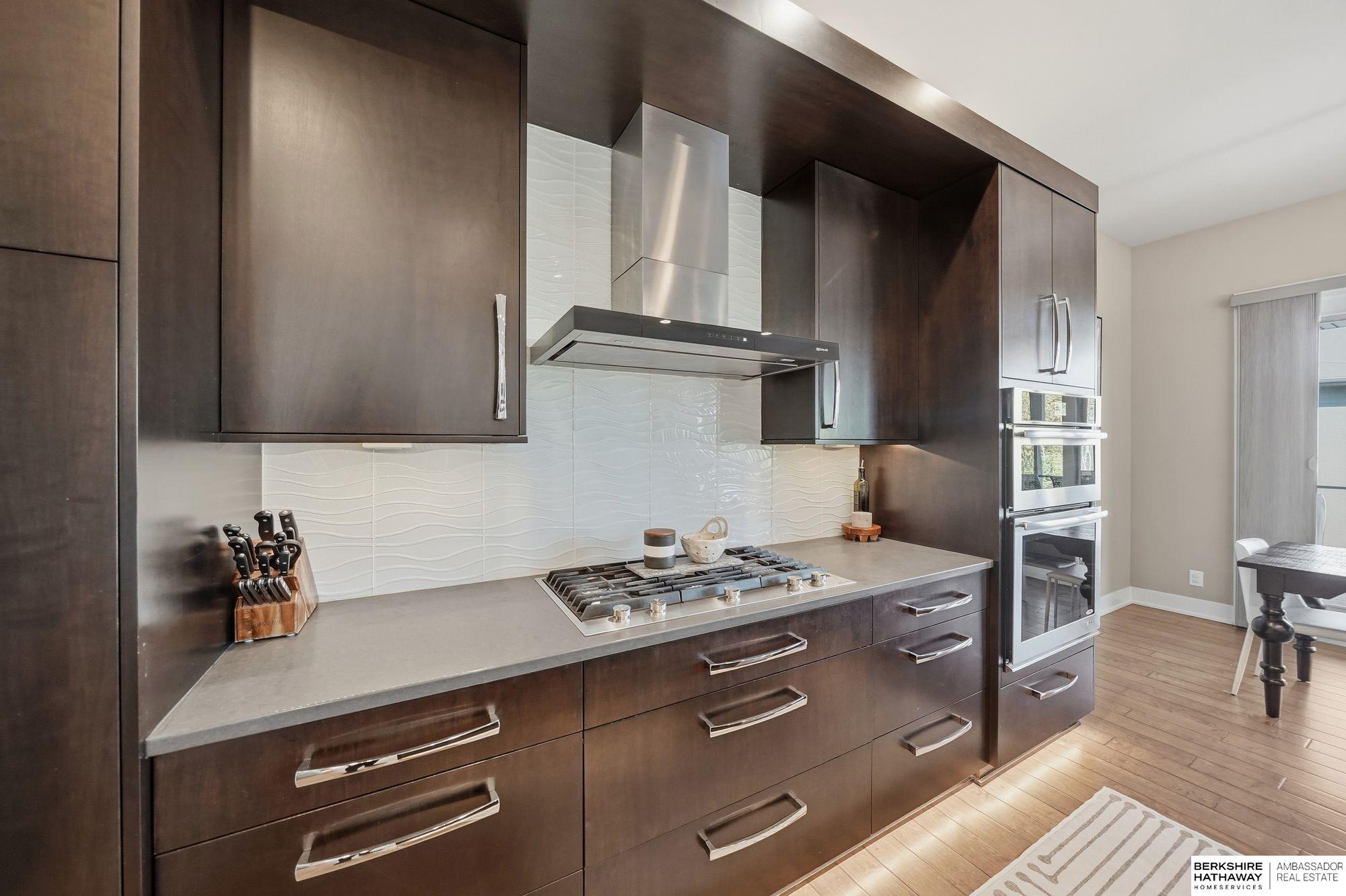 Lincoln, Nebraska 68516, United States, 5 Bedrooms Bedrooms, ,3 BathroomsBathrooms,Residential,Active,242987