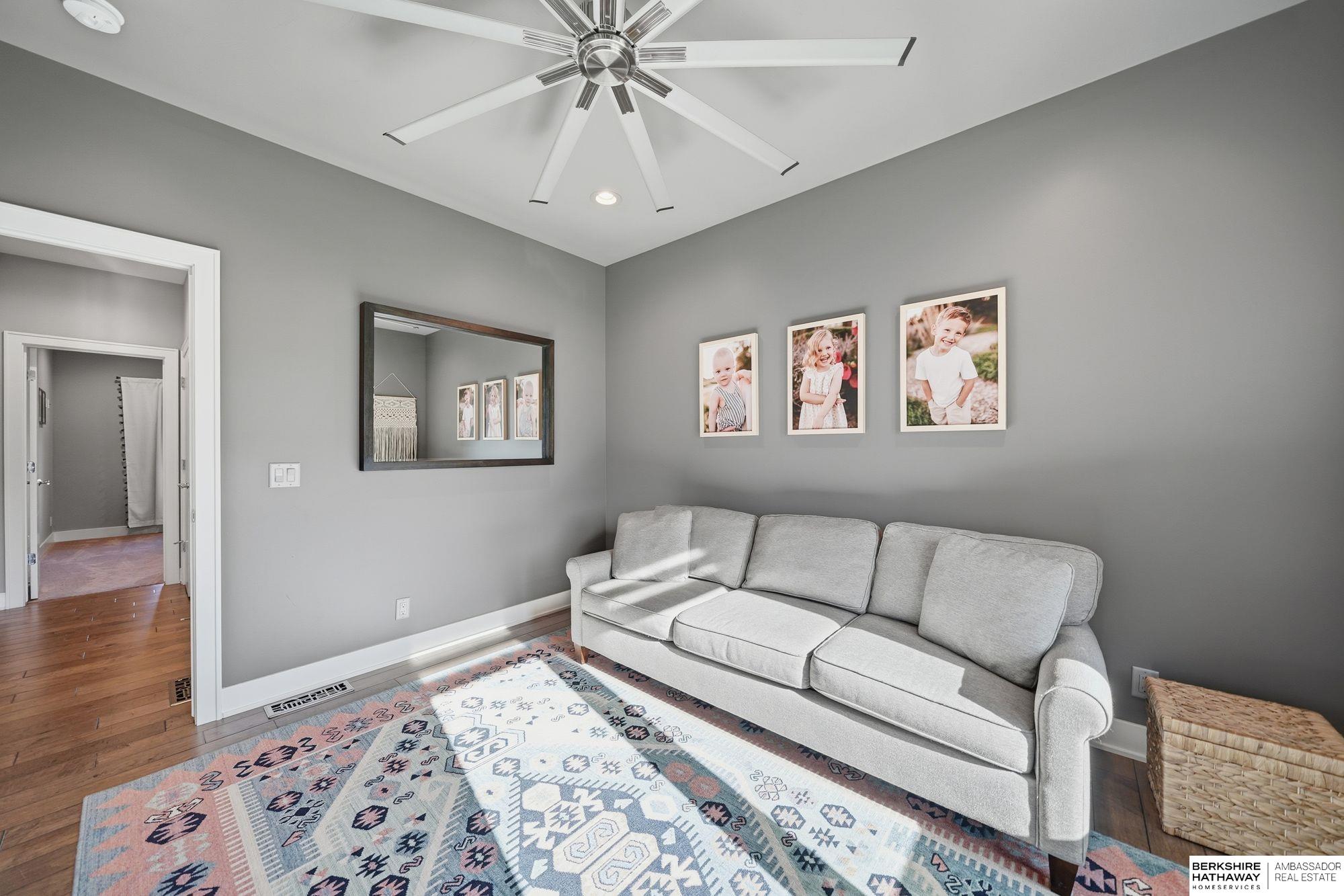 Lincoln, Nebraska 68516, United States, 5 Bedrooms Bedrooms, ,3 BathroomsBathrooms,Residential,Active,242987