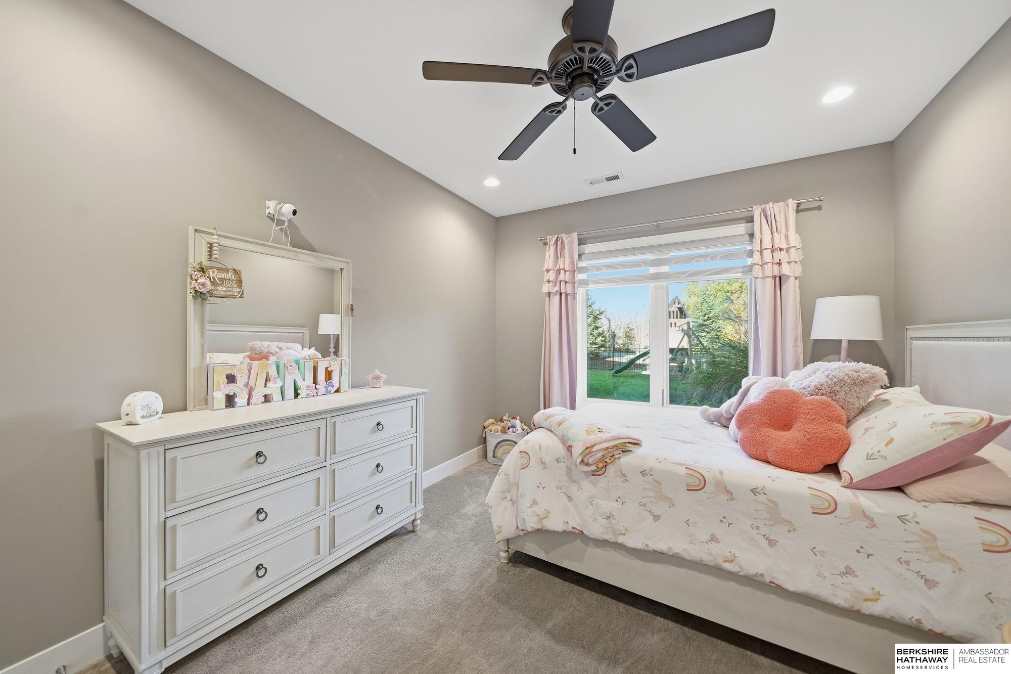 Lincoln, Nebraska 68516, United States, 5 Bedrooms Bedrooms, ,3 BathroomsBathrooms,Residential,Active,242987