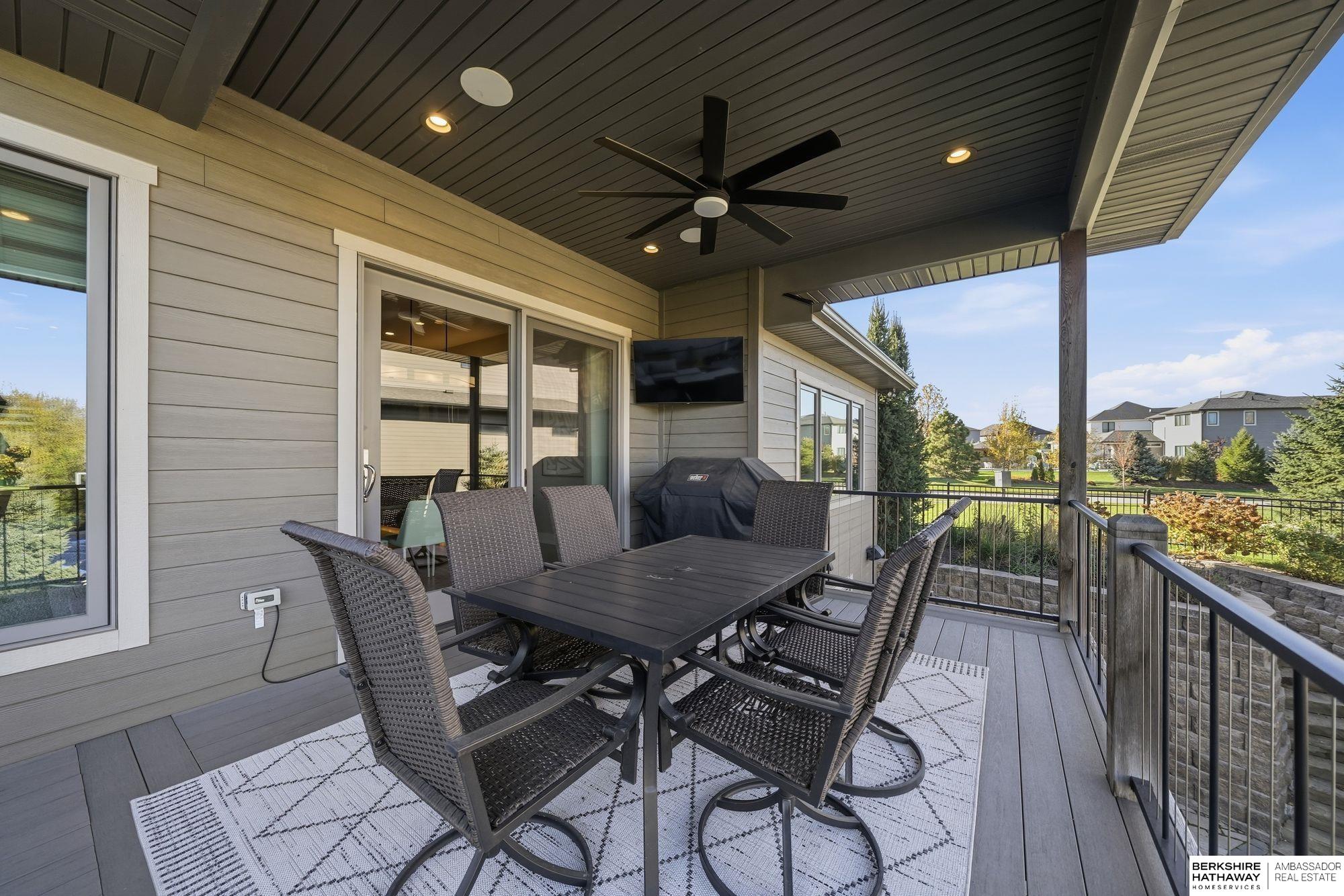 Lincoln, Nebraska 68516, United States, 5 Bedrooms Bedrooms, ,3 BathroomsBathrooms,Residential,Active,242987