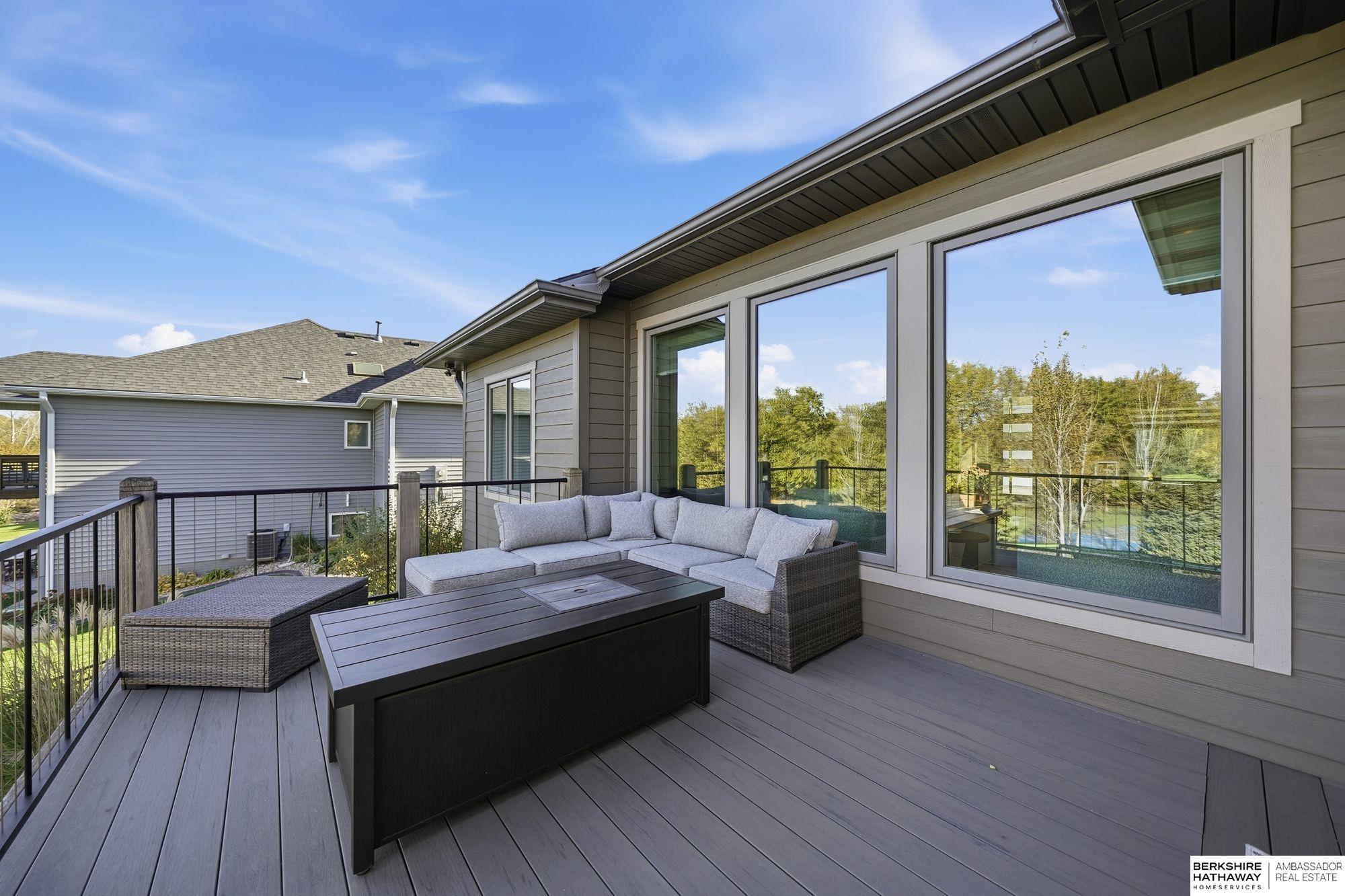 Lincoln, Nebraska 68516, United States, 5 Bedrooms Bedrooms, ,3 BathroomsBathrooms,Residential,Active,242987