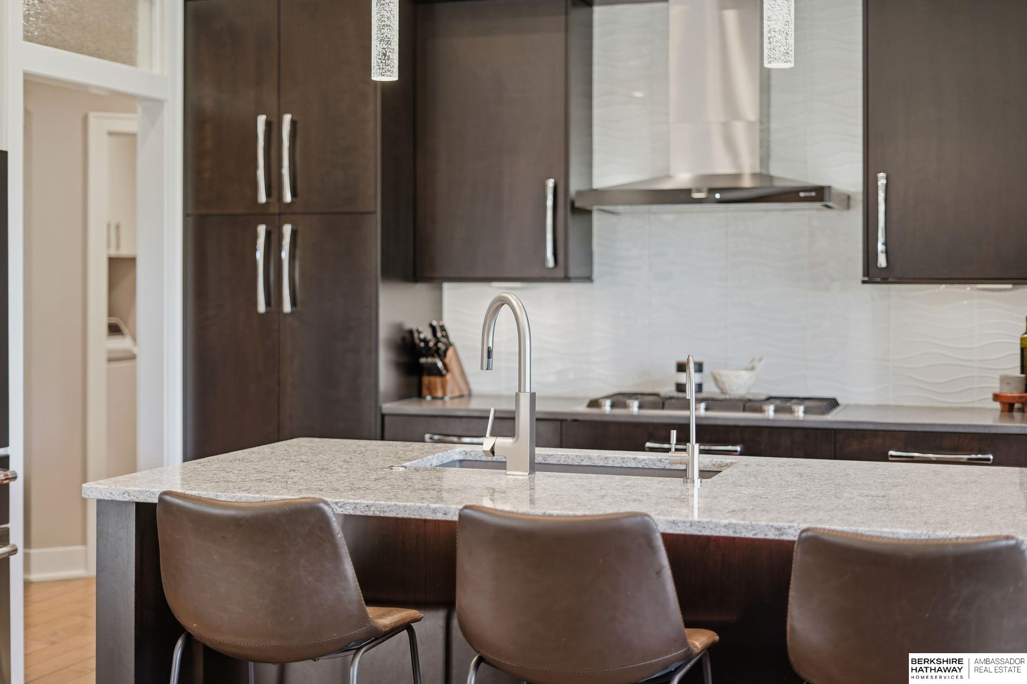 Lincoln, Nebraska 68516, United States, 5 Bedrooms Bedrooms, ,3 BathroomsBathrooms,Residential,Active,242987