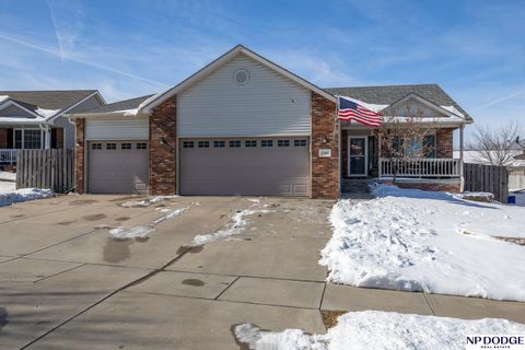 Photo of 5341 Rockford Drive, Lincoln, NE 68521 (MLS # 22604986)