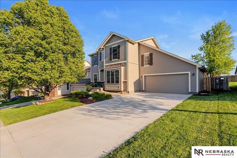 Photo of 14873 Jaynes Street, Omaha, NE 68116 (MLS # 22611834)