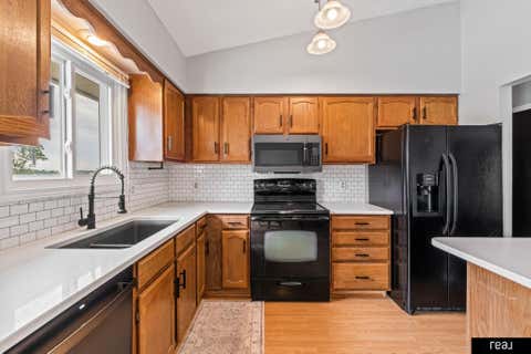 Photo of 13417 Chandler Street, Omaha, NE 68136 (MLS # 22617903)