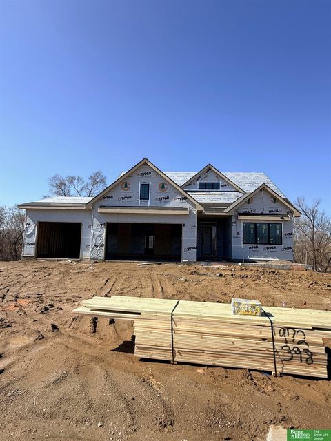 Photo of 11110 S 98th Avenue, Papillion, NE 68046 (MLS # 22603763)