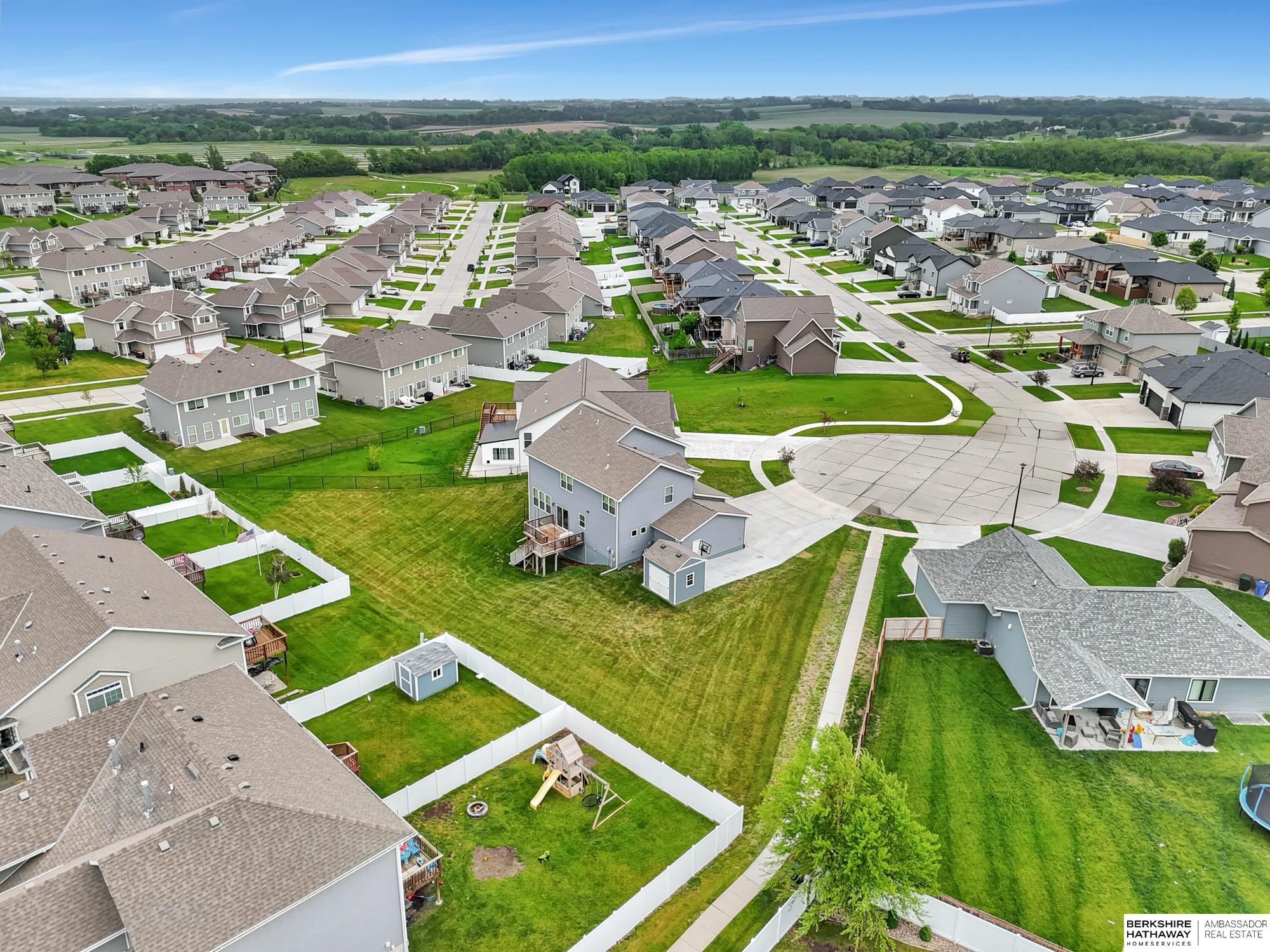 Lincoln, Nebraska 68507, United States, 4 Bedrooms Bedrooms, ,2 BathroomsBathrooms,Residential,Active,135254