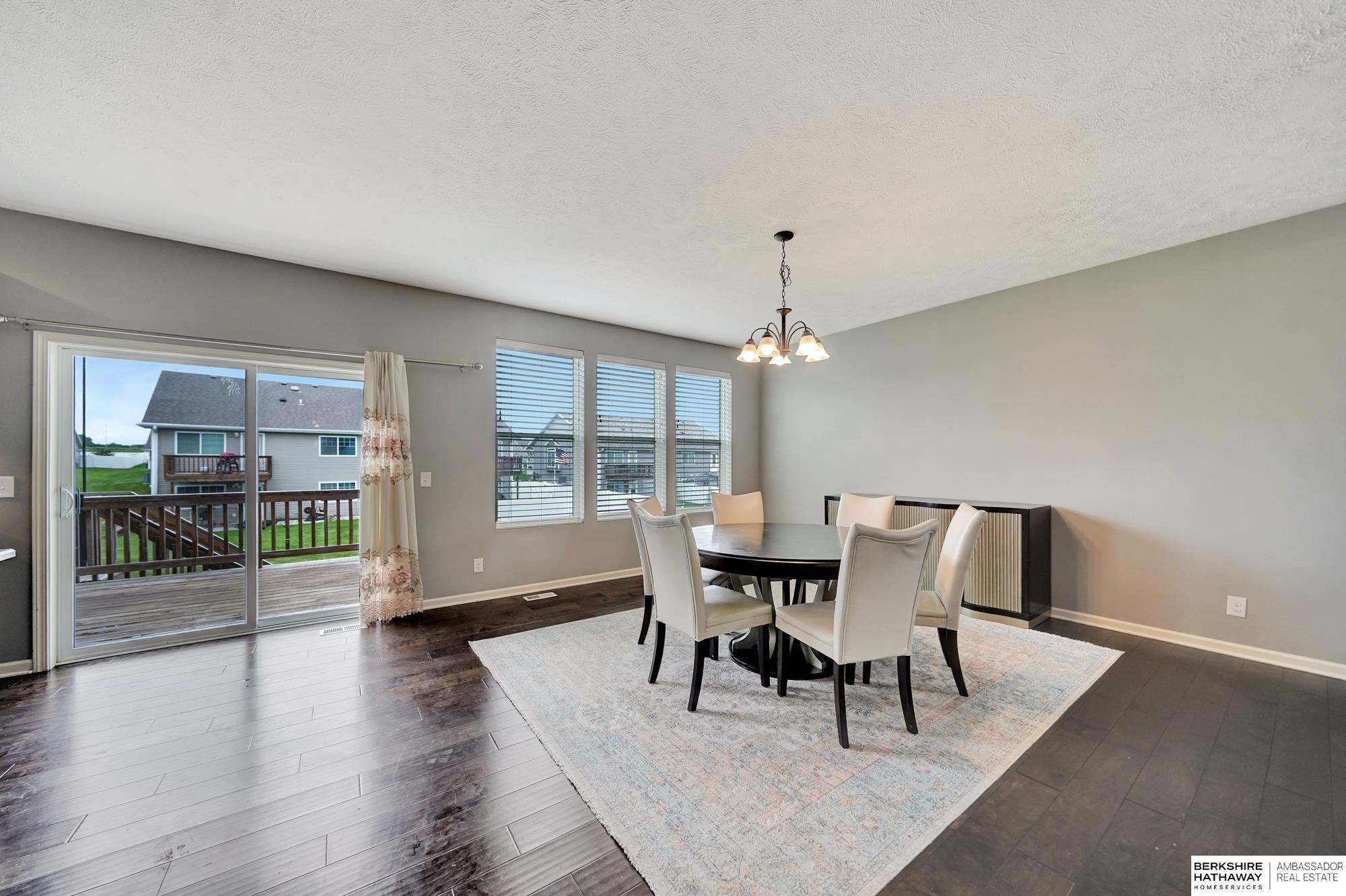 Lincoln, Nebraska 68507, United States, 4 Bedrooms Bedrooms, ,2 BathroomsBathrooms,Residential,Active,135254