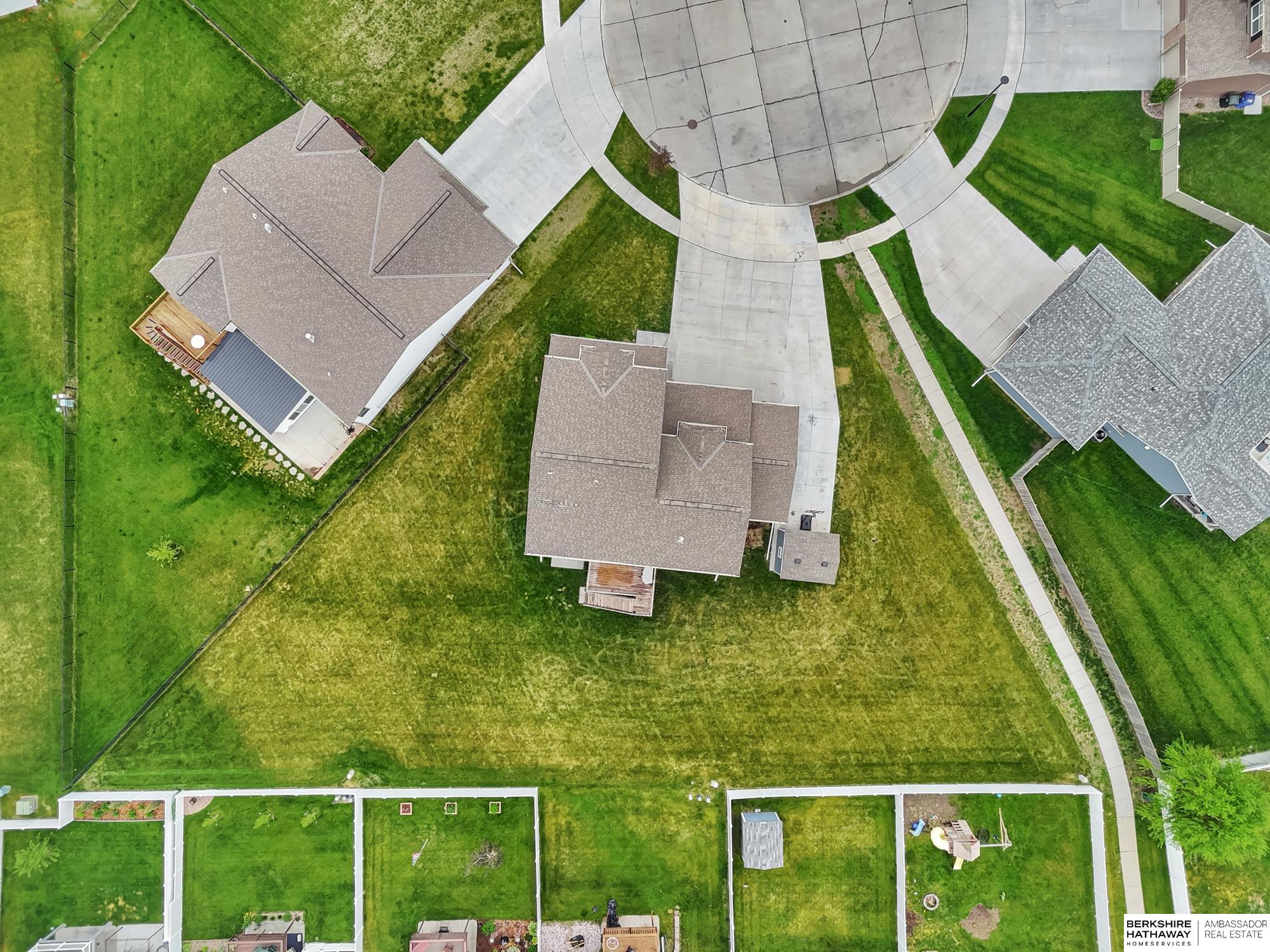 Lincoln, Nebraska 68507, United States, 4 Bedrooms Bedrooms, ,2 BathroomsBathrooms,Residential,Active,135254