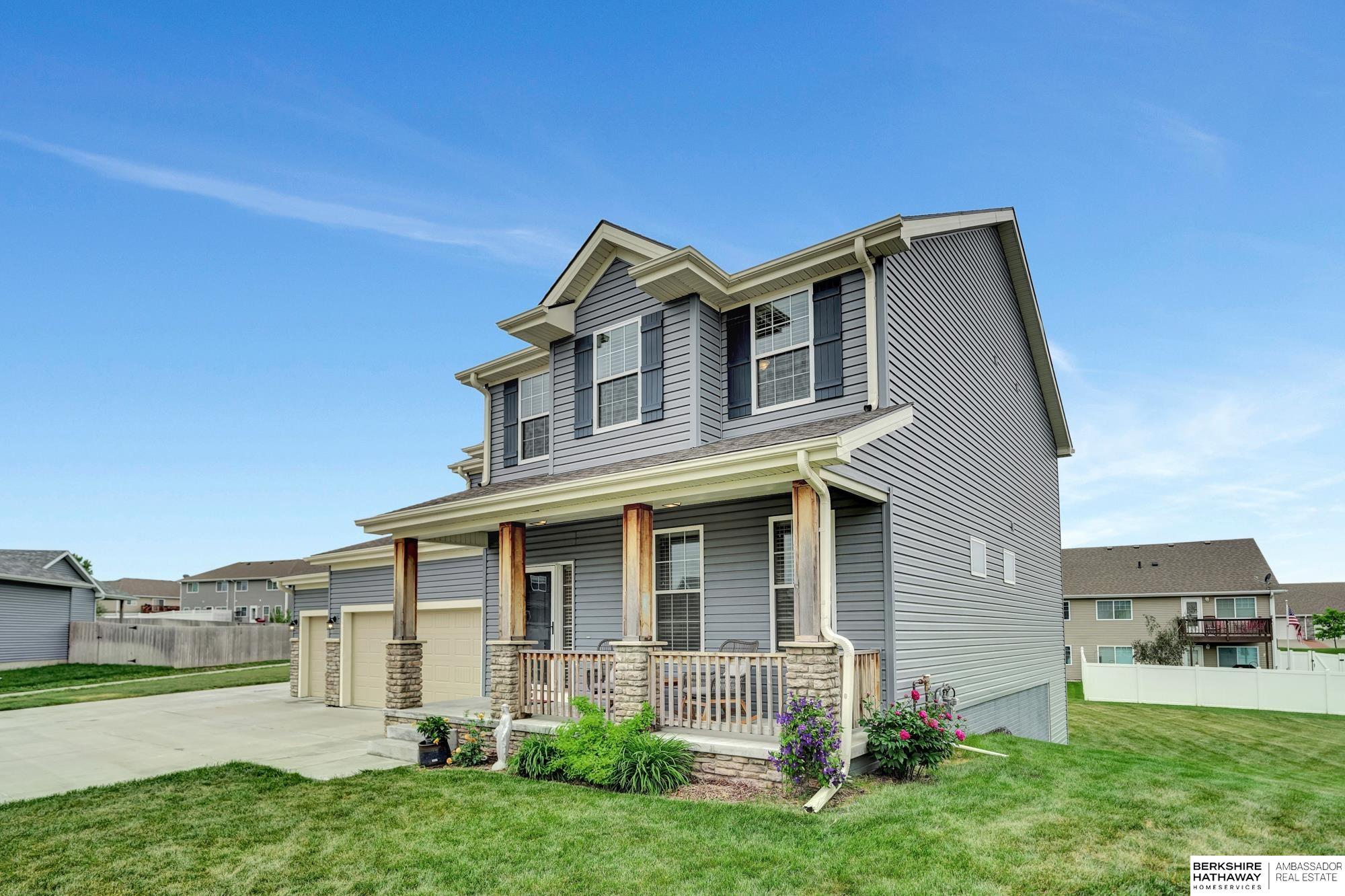 Lincoln, Nebraska 68507, United States, 4 Bedrooms Bedrooms, ,2 BathroomsBathrooms,Residential,Active,135254