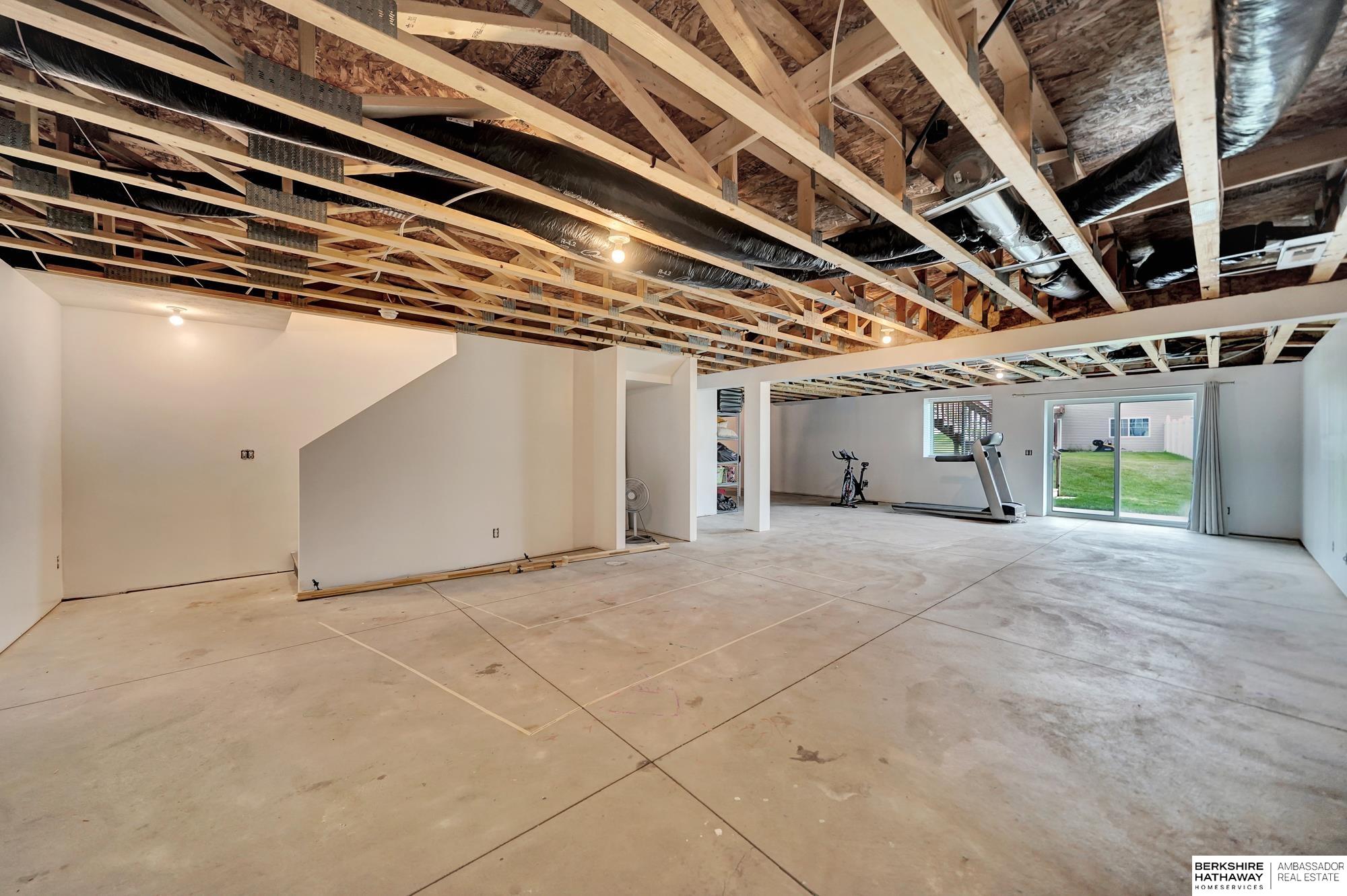 Lincoln, Nebraska 68507, United States, 4 Bedrooms Bedrooms, ,2 BathroomsBathrooms,Residential,Active,135254