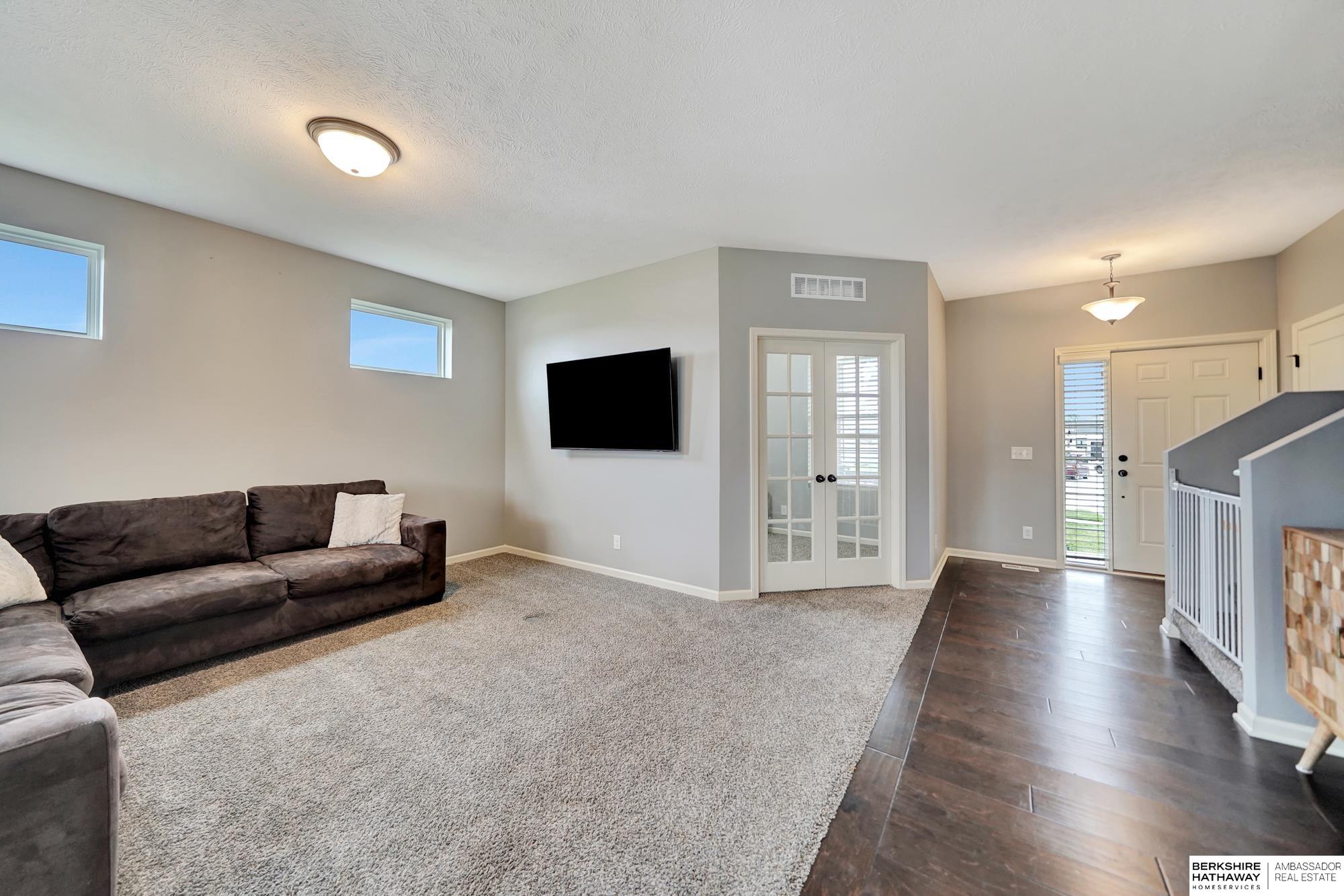 Lincoln, Nebraska 68507, United States, 4 Bedrooms Bedrooms, ,2 BathroomsBathrooms,Residential,Active,135254