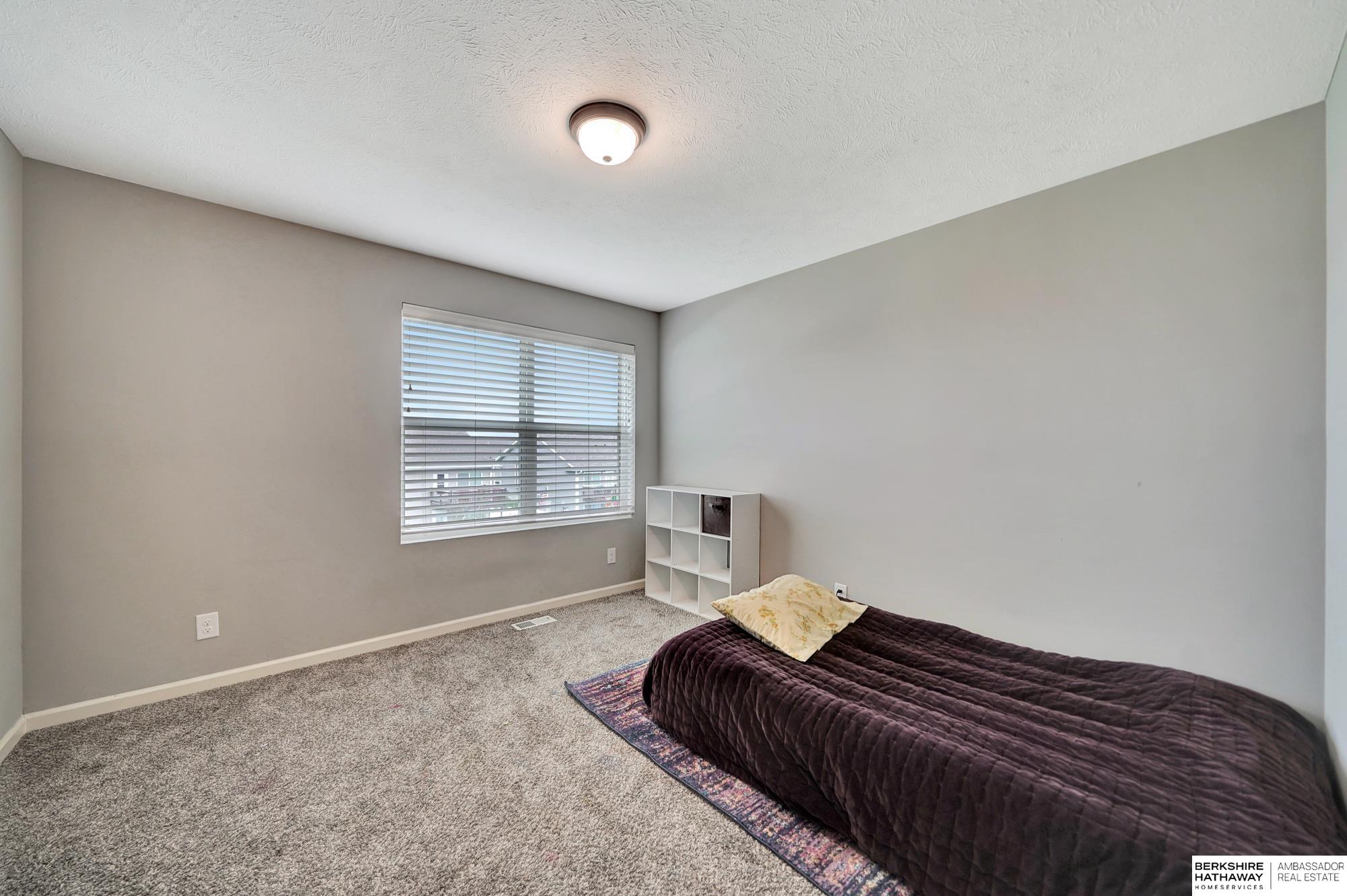 Lincoln, Nebraska 68507, United States, 4 Bedrooms Bedrooms, ,2 BathroomsBathrooms,Residential,Active,135254