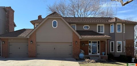 Photo of 1636 S 152 Street, Omaha, NE 68144 (MLS # 22606313)