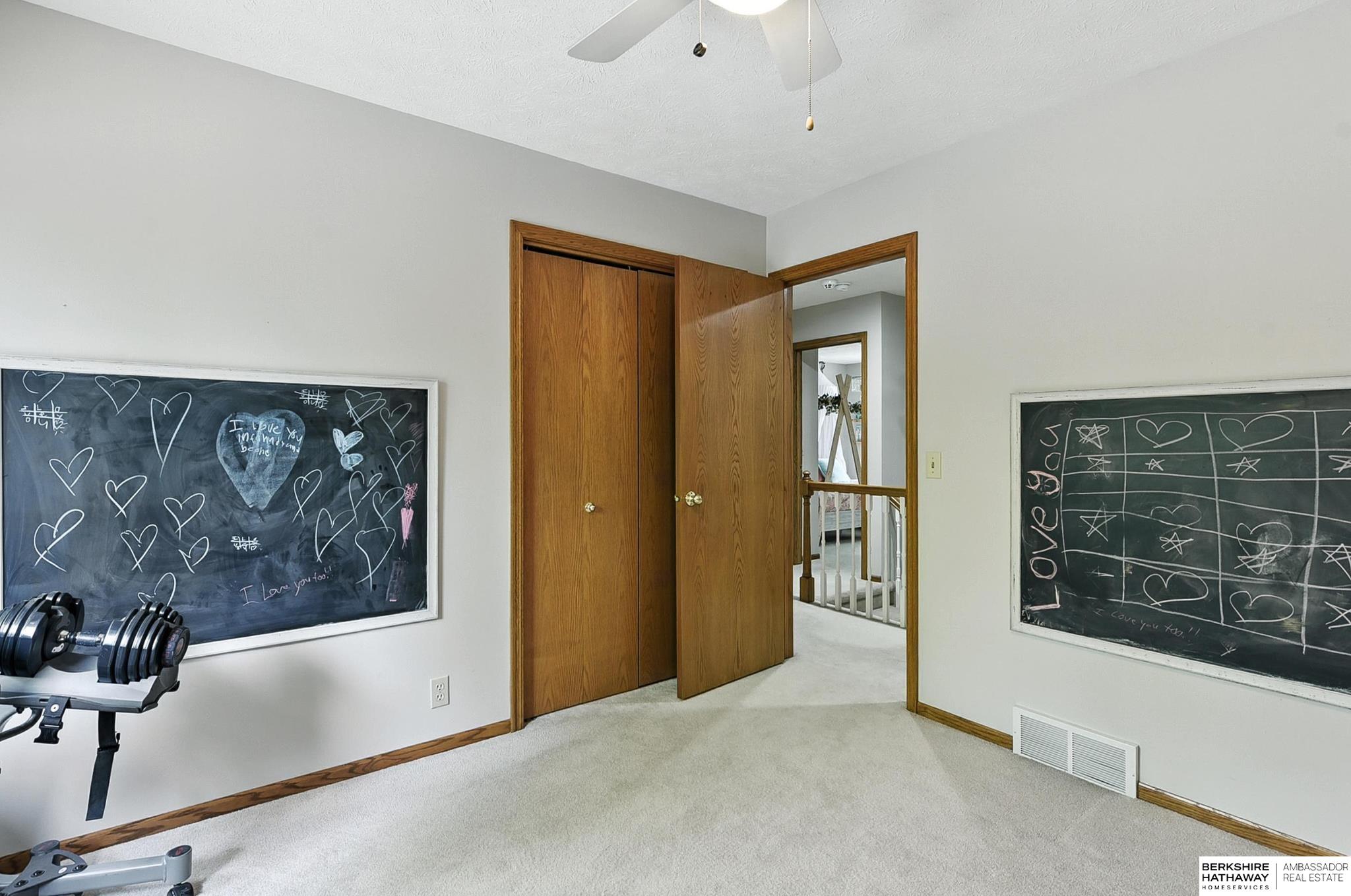 Omaha, Nebraska 68164, United States, 4 Bedrooms Bedrooms, ,2 BathroomsBathrooms,Residential,Active,200273