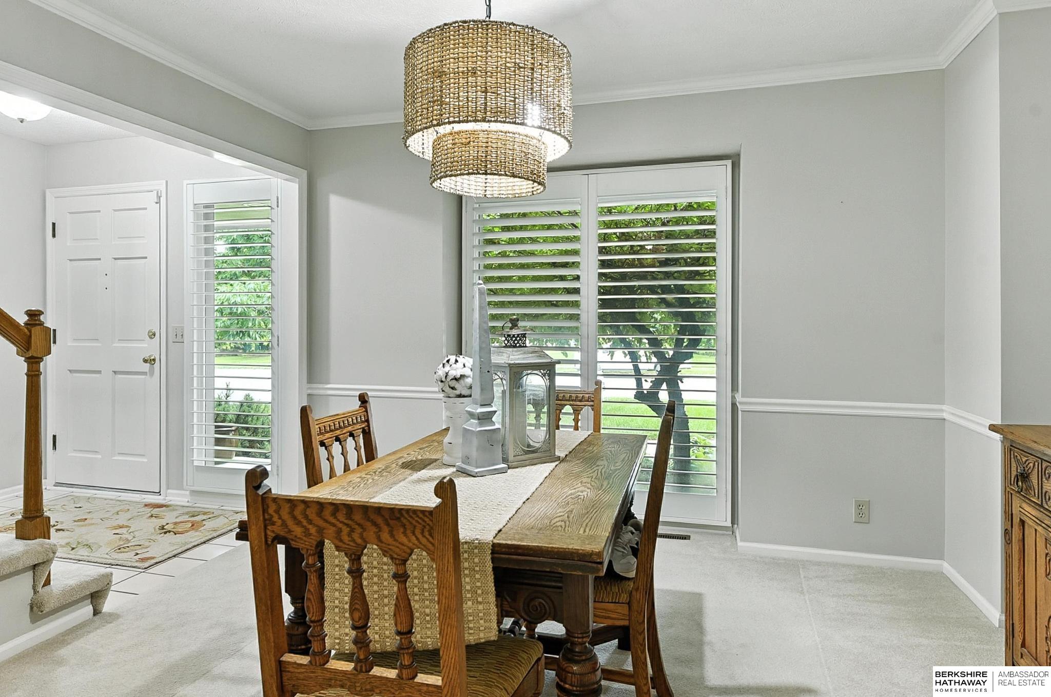 Omaha, Nebraska 68164, United States, 4 Bedrooms Bedrooms, ,2 BathroomsBathrooms,Residential,Active,200273