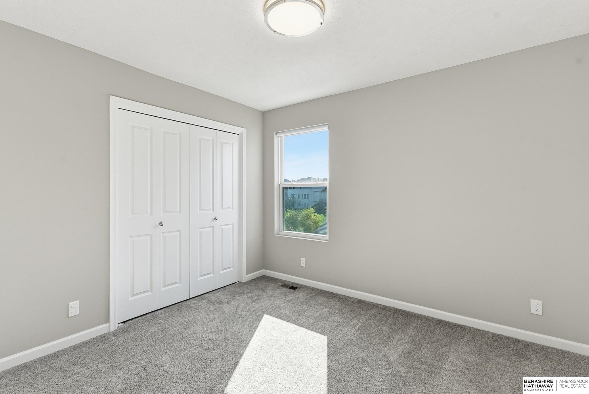 Bennington, Nebraska 68007, United States, 4 Bedrooms Bedrooms, ,2 BathroomsBathrooms,Residential,Active,237468