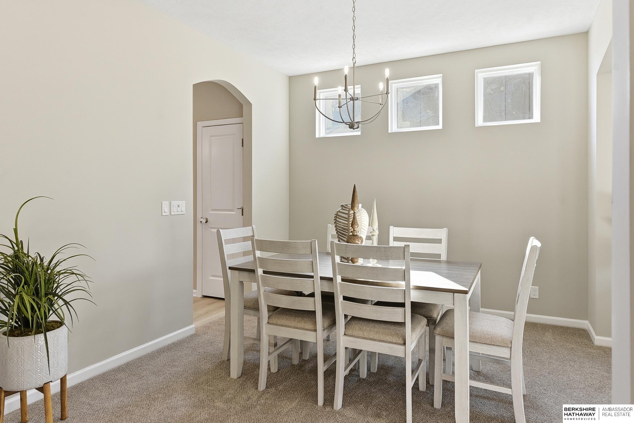 Bennington, Nebraska 68007, United States, 4 Bedrooms Bedrooms, ,2 BathroomsBathrooms,Residential,Active,237468